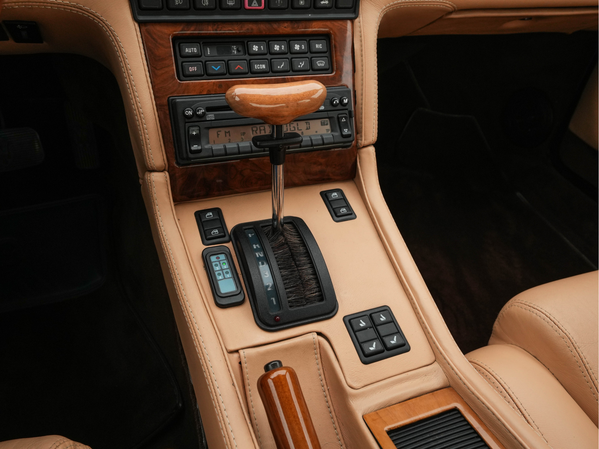 Maserati Ghibli 2.8 V6 Aut. *LEATHER | AIRCO | COMFORT-SEATS | RADIO-CD | WOODEN-INLAY | ALCANTARA-HEADLINER | 17''ALU*