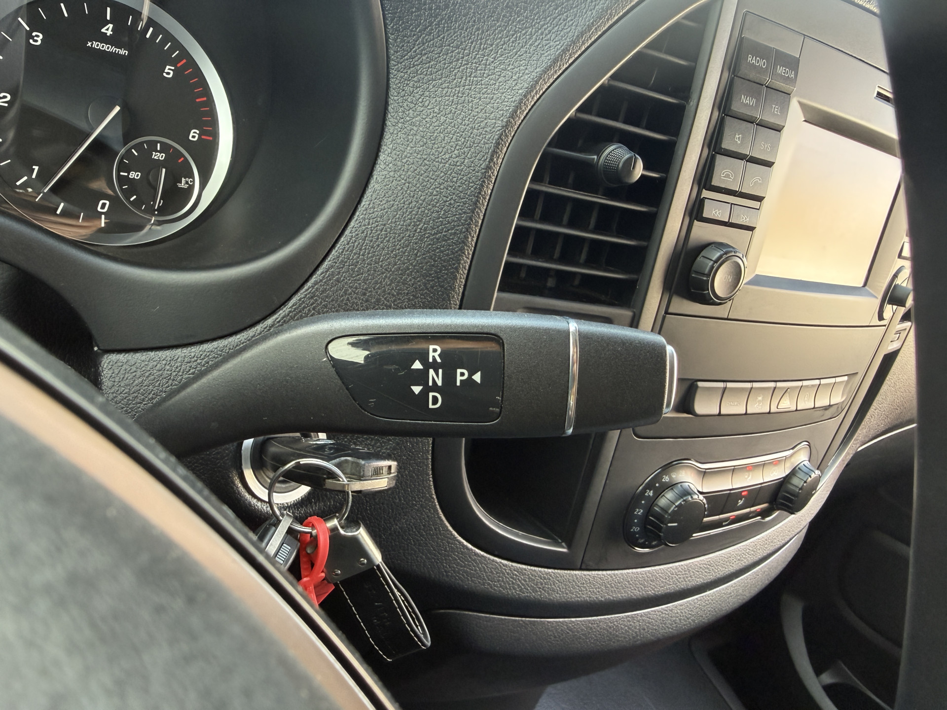 Mercedes-Benz Vito 119 1.9 CDI 190pk Automaat L2H1 LED Cruise Control Climate Control Trekhaak