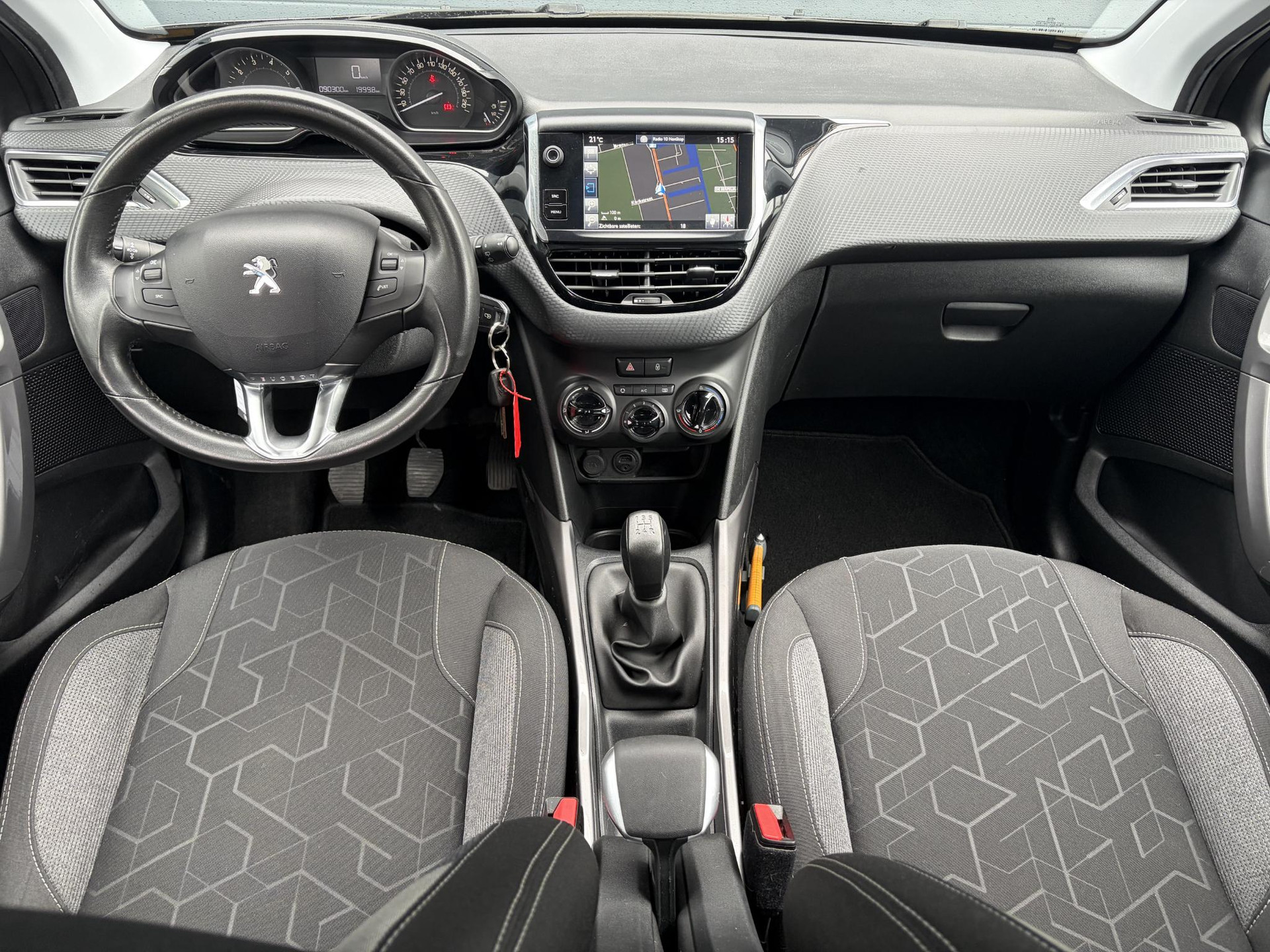 Peugeot 2008 1.2 PureTech Blue Lion ✓D-riem vv in 10-2025✓Navi✓110pk✓Carplay✓Airco✓Cruise✓Pdc✓N.A.P✓Apk tot 12-2026
