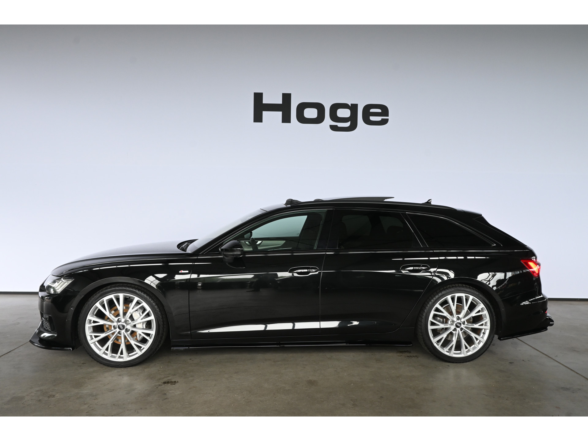 Audi A6 Avant 50 TDI quattro Design S-Line Maxton pakket Pano Matrix LED Luchtvering Virtual Head-Up 21 inch VOLL Rijklaarprijs! Inruil Mogelijk!