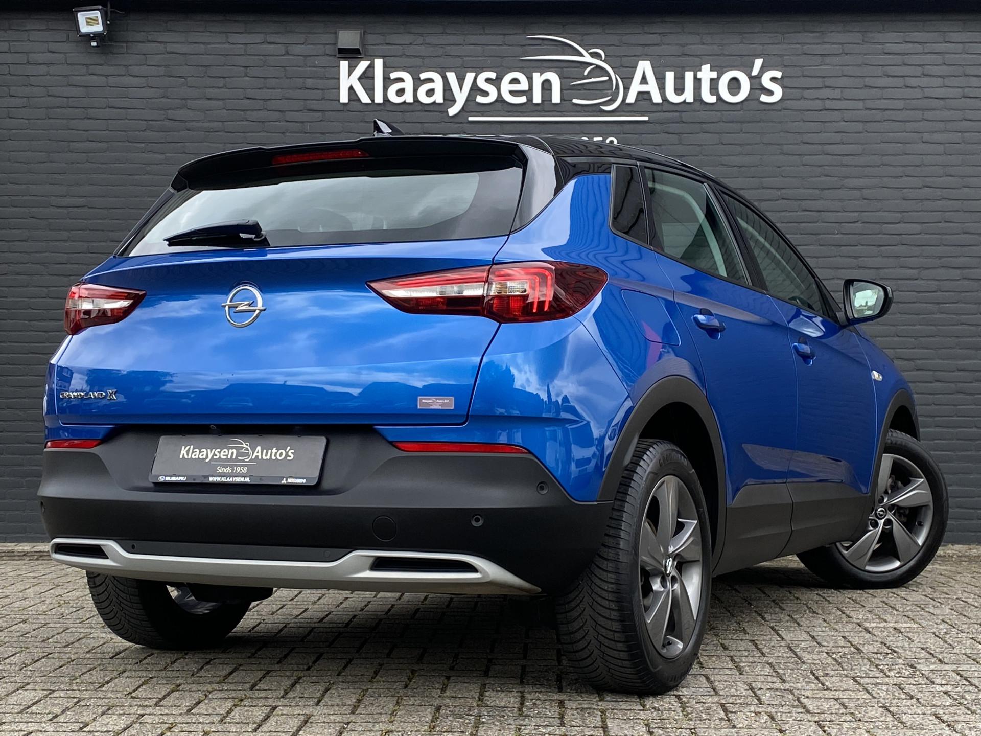 Opel Grandland X 1.2 Turbo Ultimate 130 pk AUT. | dealer onderhouden | navigatie | 360 camera | elektr. a. klep | stoel-stuurverw.