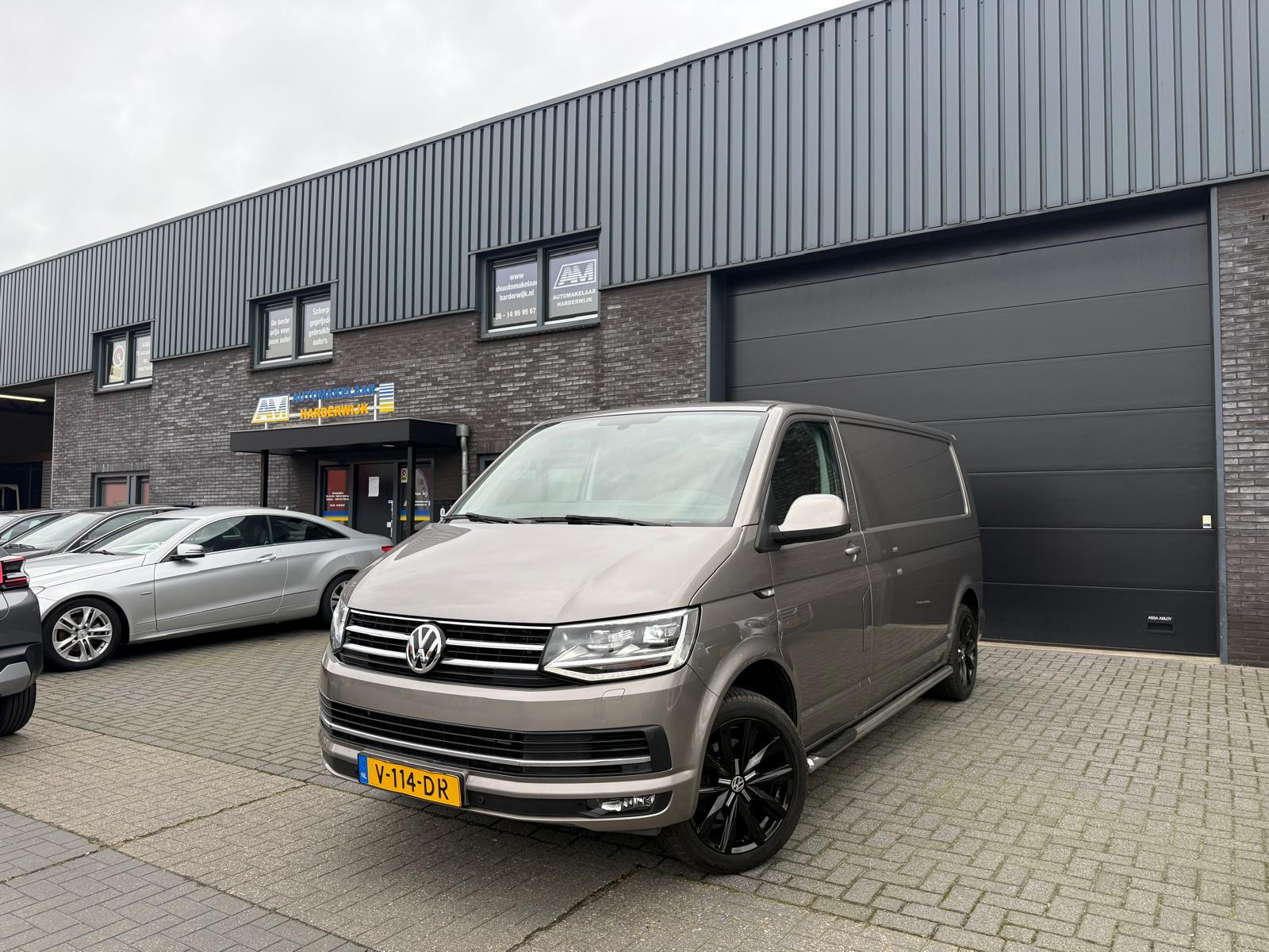 Volkswagen Transporter 2.0 TDI L2H1 DC Highline | 2E EIGENAAR | NW DISTR RIEM | NAVI | CAMERA | CRUISE |AIRCO |