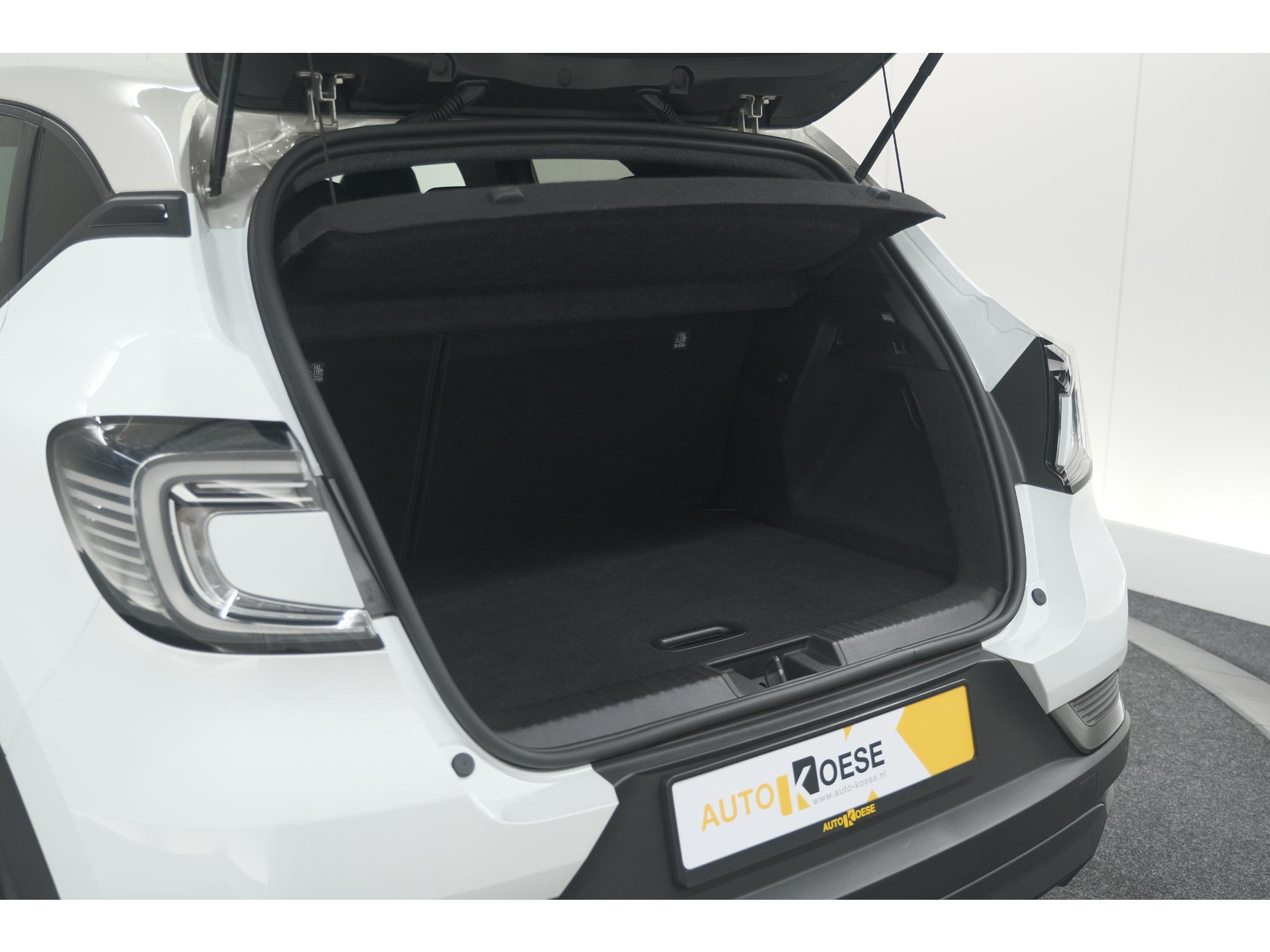 Renault Captur Mild Hybrid 160 EDC Techno | Camera | Navigatie | Apple Carplay | Pack Full Screen