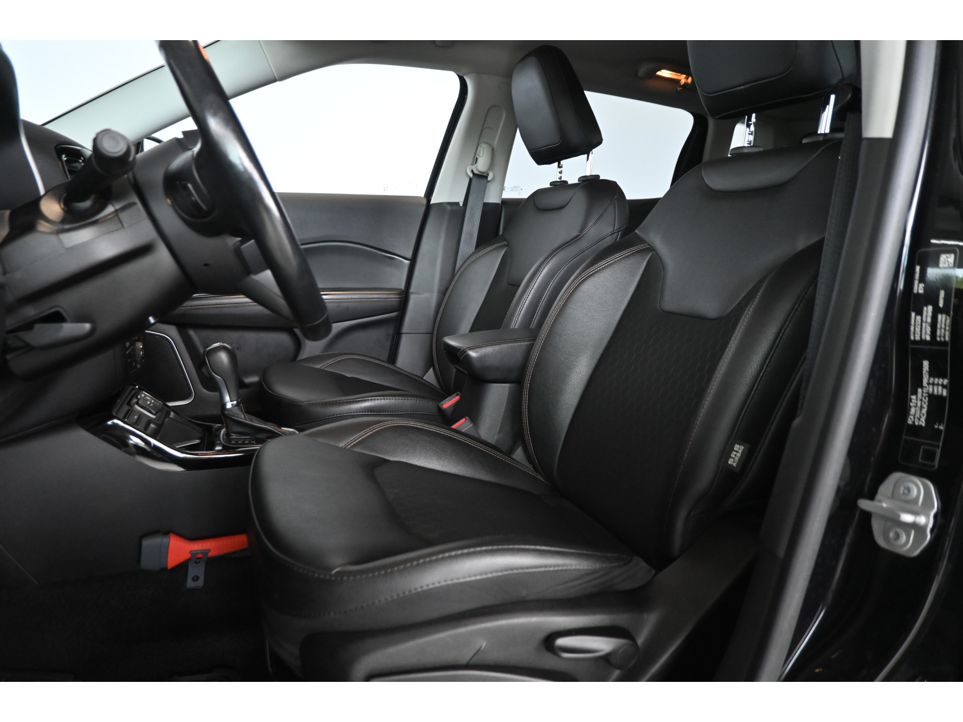 Jeep Compass 1.3T Limited Automaat Nap! Navigatie Cruise PDC Clima Xenon Stoel / Stuurverwarming 1e Eigenaar! Inruil Mogelijk!