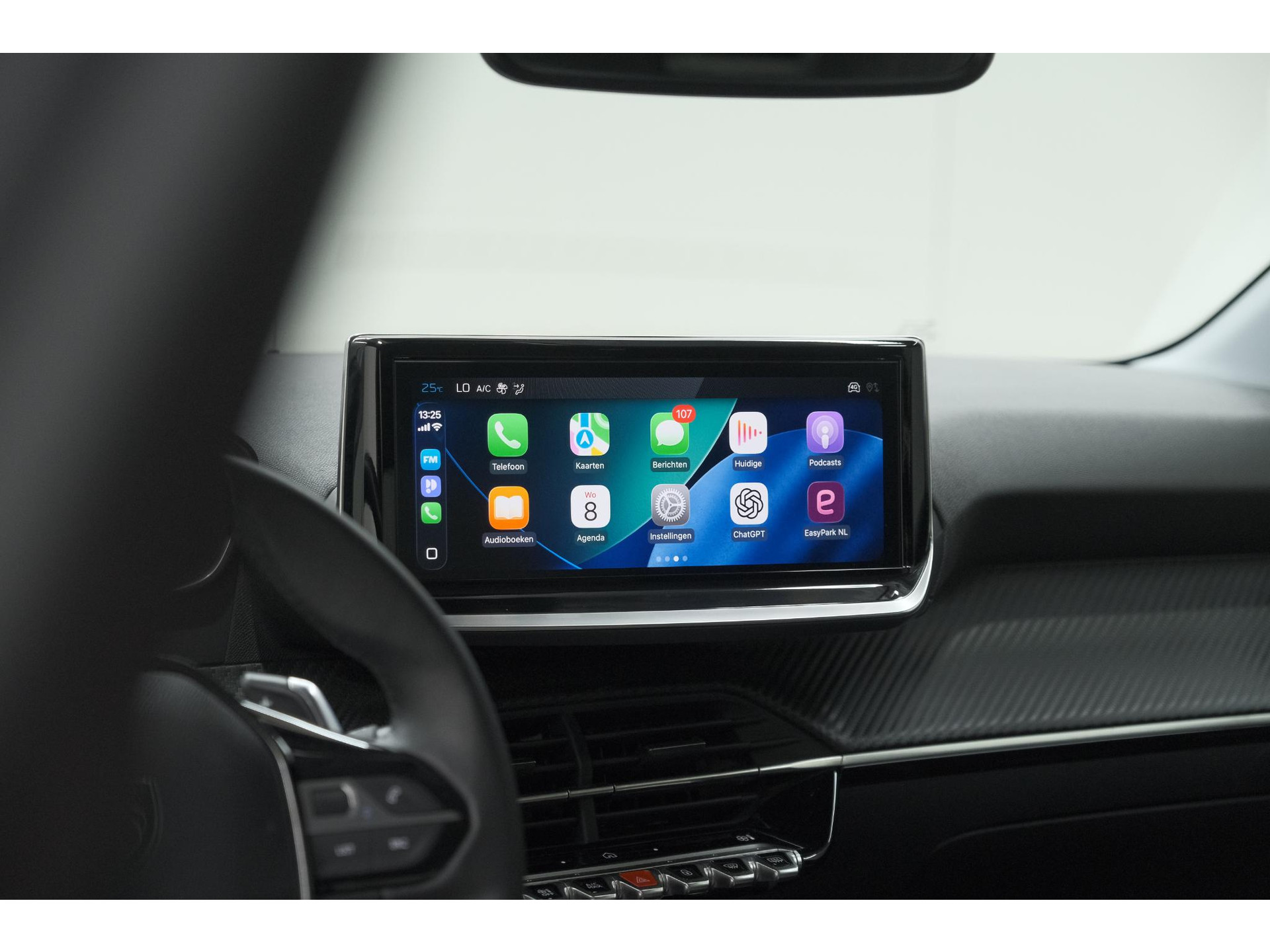 Peugeot 208 1.2 Hybrid 110 e-DCS6 Allure | Apple Carplay | Parkeersensoren Voor + Achter | Climate Control