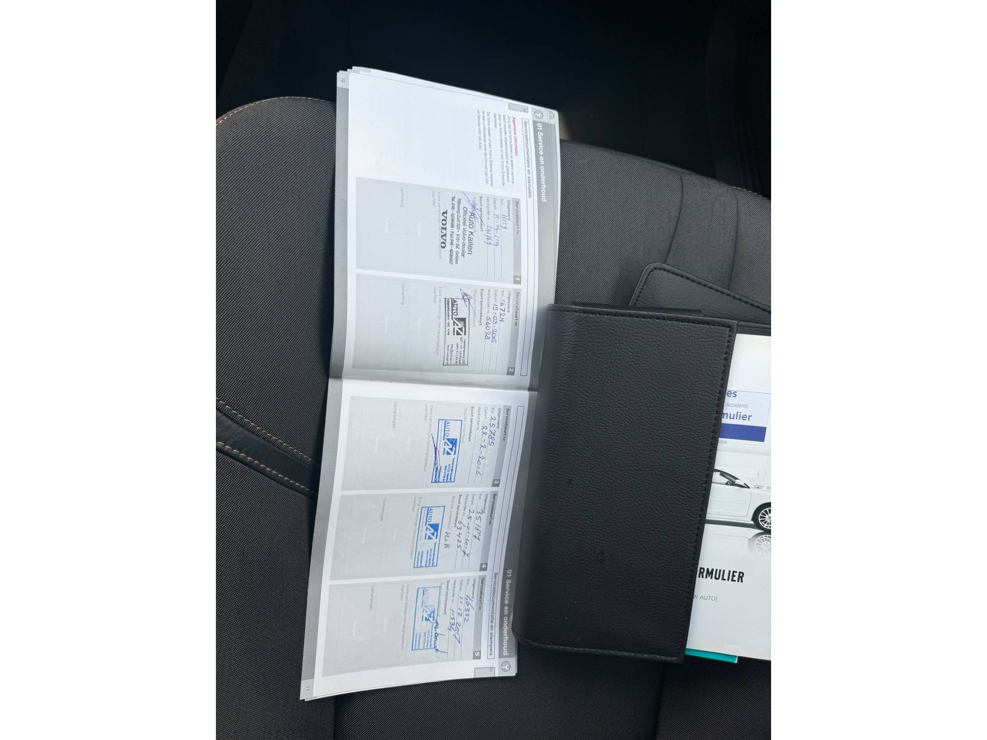 Volvo V40 Cross Country 1.6 T4 Momentum | 2E EIGENAAR | 3/6 OF 12 MND GARANTIE | NAVI | CRUISE |TREKHAAK | DEALER ONDERHOUDEN |