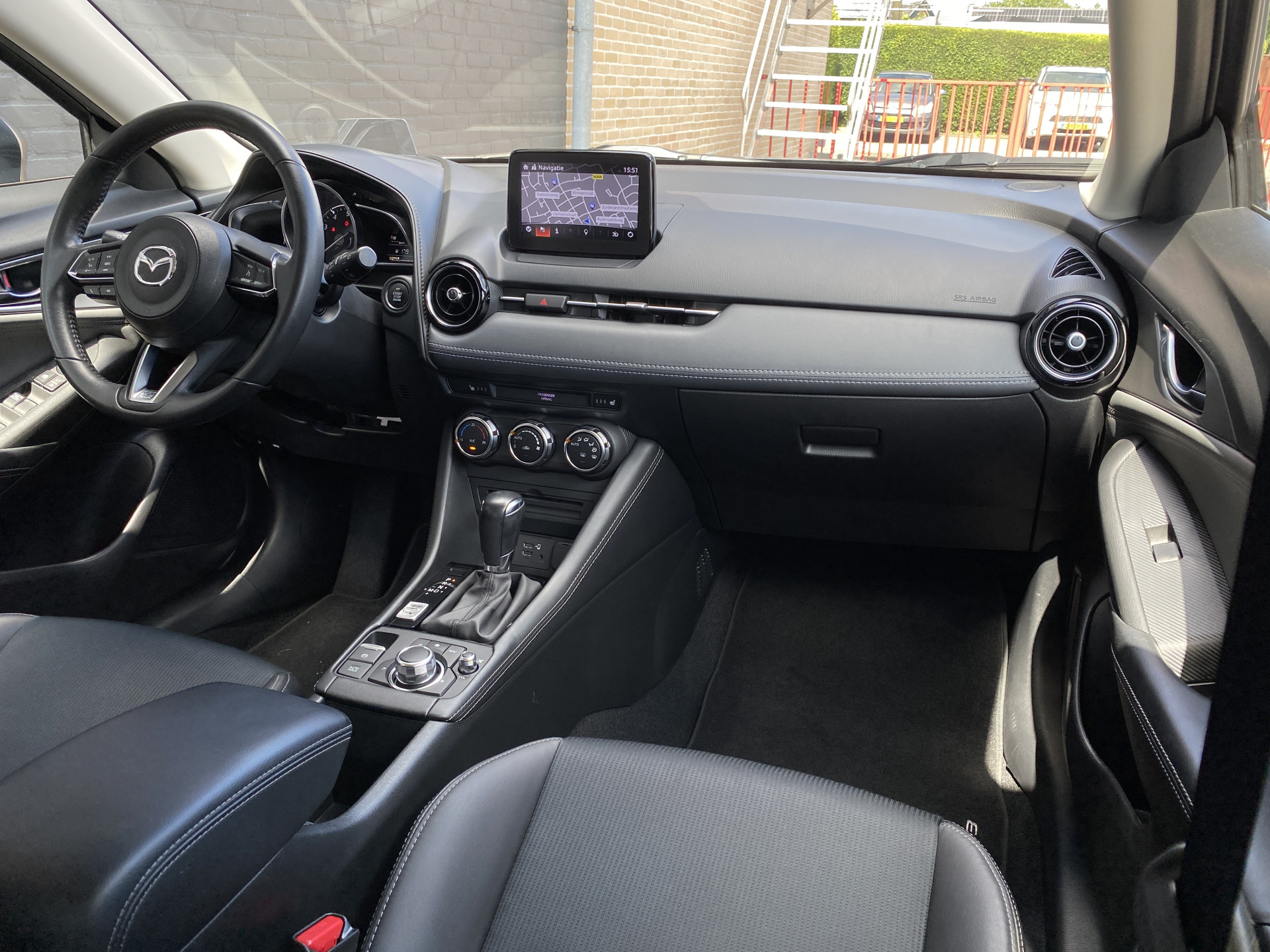 Mazda CX-3 2.0 SkyActiv-G 120 GT-M AUT. | navigatie | trekhaak | leder interieur | head up display | camera | apple carplay