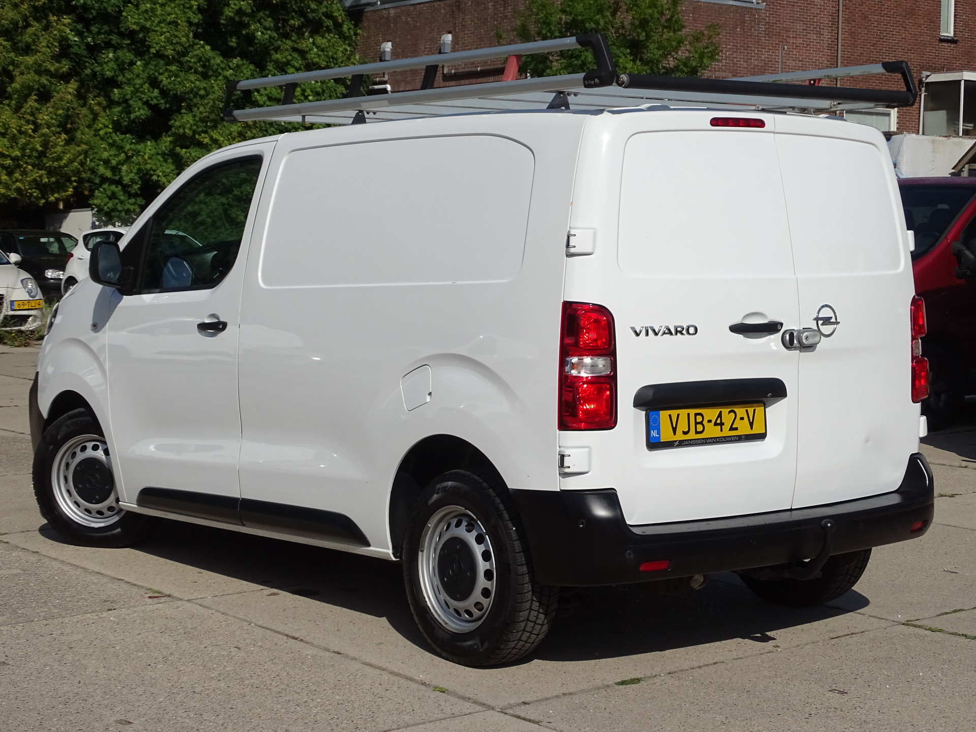 Opel Vivaro 2.0 CDTI L1H1 Imperiaal + Trekhaak