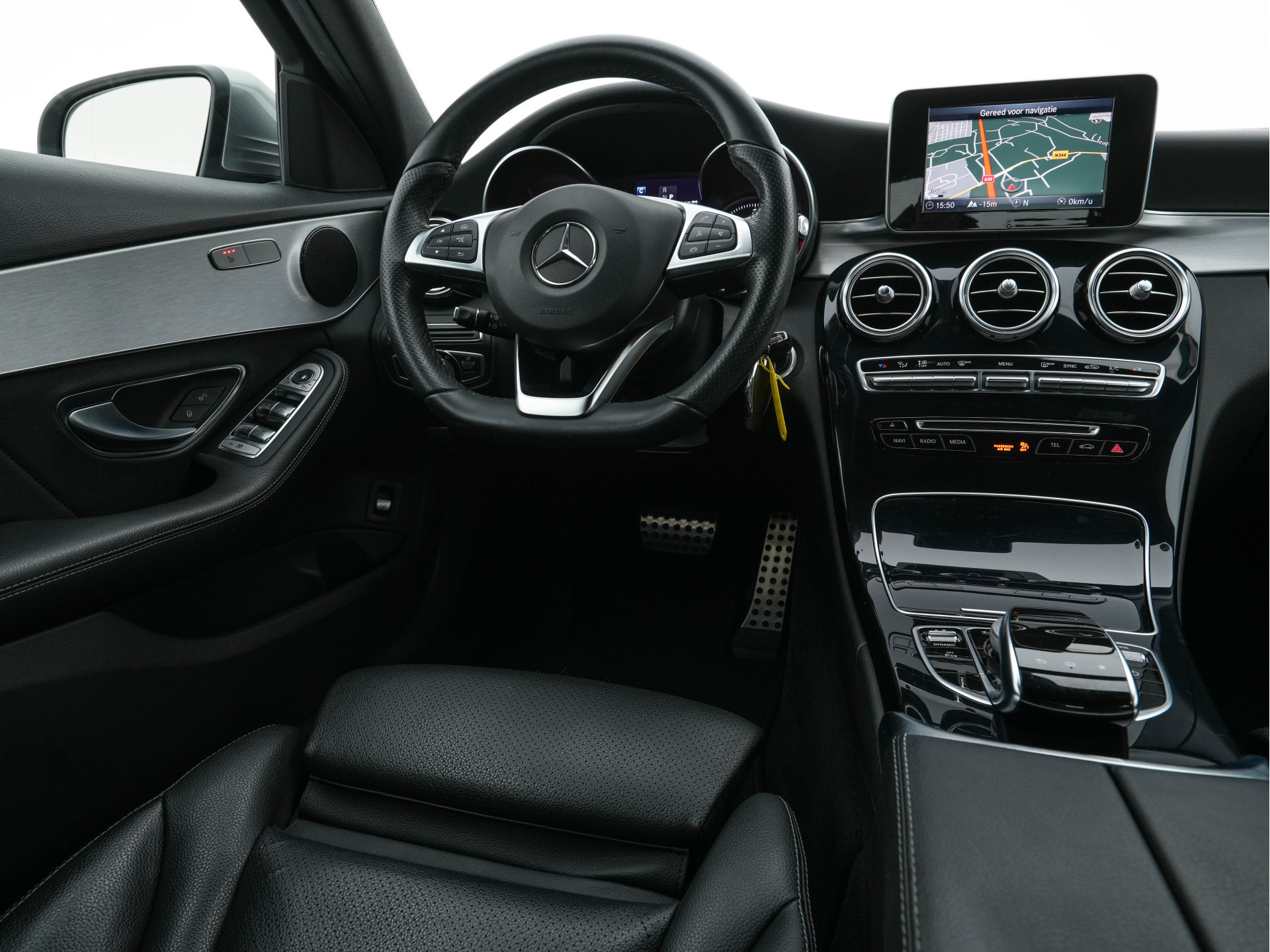 Mercedes-Benz C-klasse 300 CDI HYBRID Lease Edition AMG-Sport-Pack Aut. *FULL-LED | ARTICO-FULL-LEATHER | NAVI-FULLMAP | SPORT-SEATS | ECC | SHIFT-PADDLES | PDC | CRUISE | CAMERA | 18''ALU *