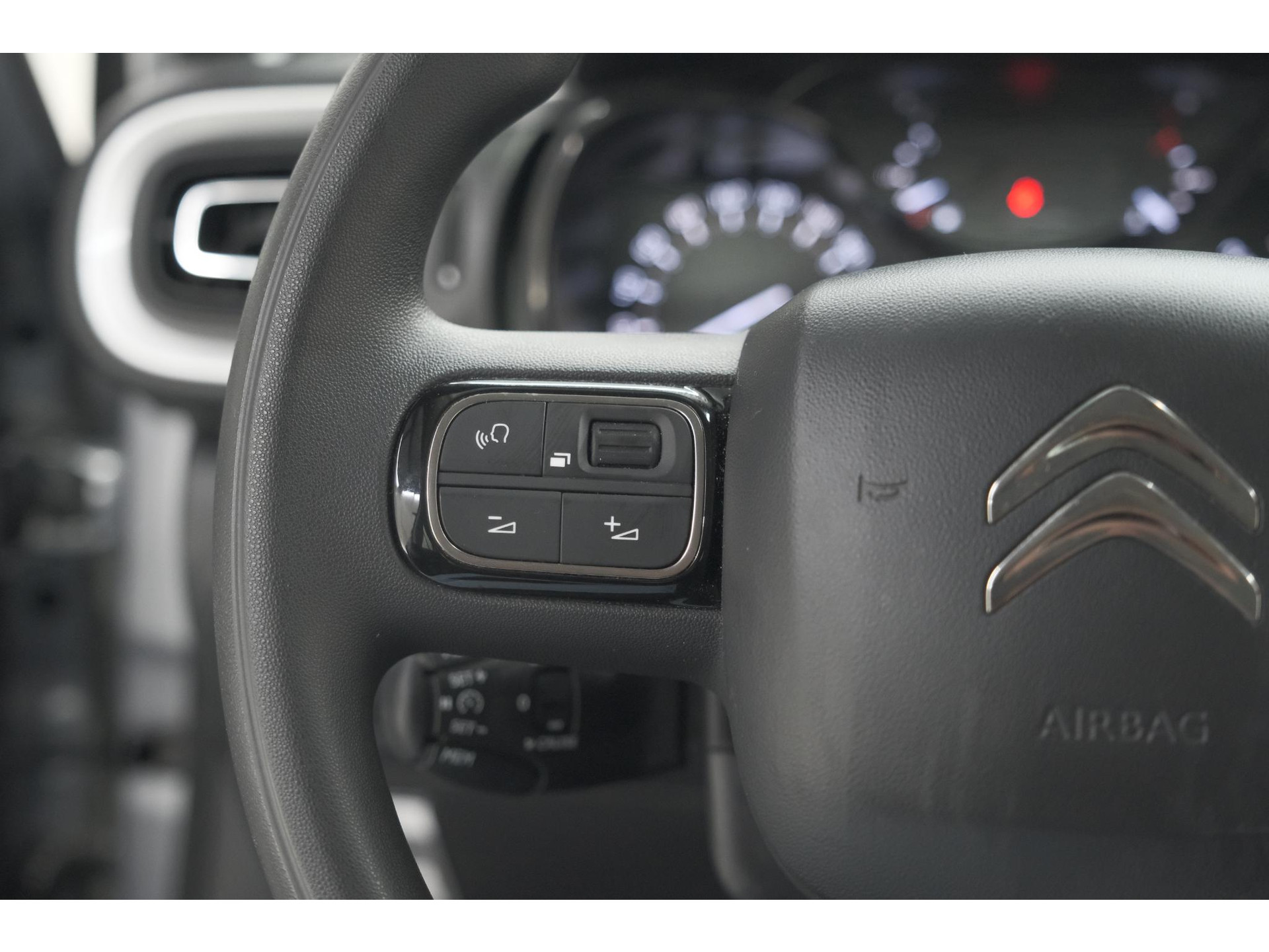 Citroen C3 PureTech 82 C-Series | Trekhaak | Stoelverwarming | Camera | Apple CarPlay