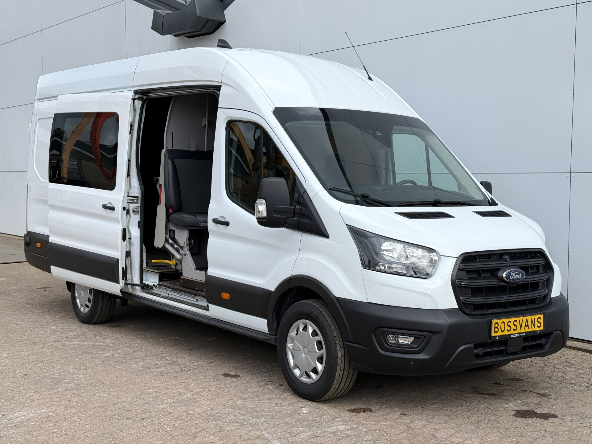 Ford Transit DC 2.0 TDCI 170PK L4H3 Dubbele Cabine 6-Stoelen Airco Cruise Control Camera Parkeersensoren v+a
