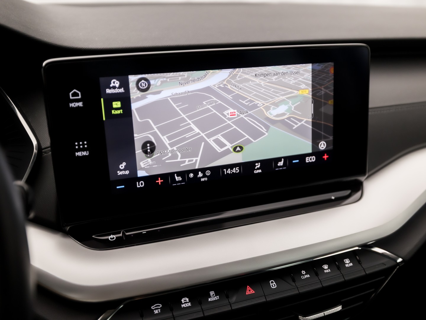 ŠKODA Octavia Combi 1.4 TSI iV PHEV Sport 218Pk Automaat (VIRTUAL COCKPIT, APPLE CARPLAY, GROOT NAVI, CAMERA, STOELVERWARMING, SPORTSTOELEN, GETINT GLAS, CRUISE, NIEUWE APK, NIEUWSTAAT)