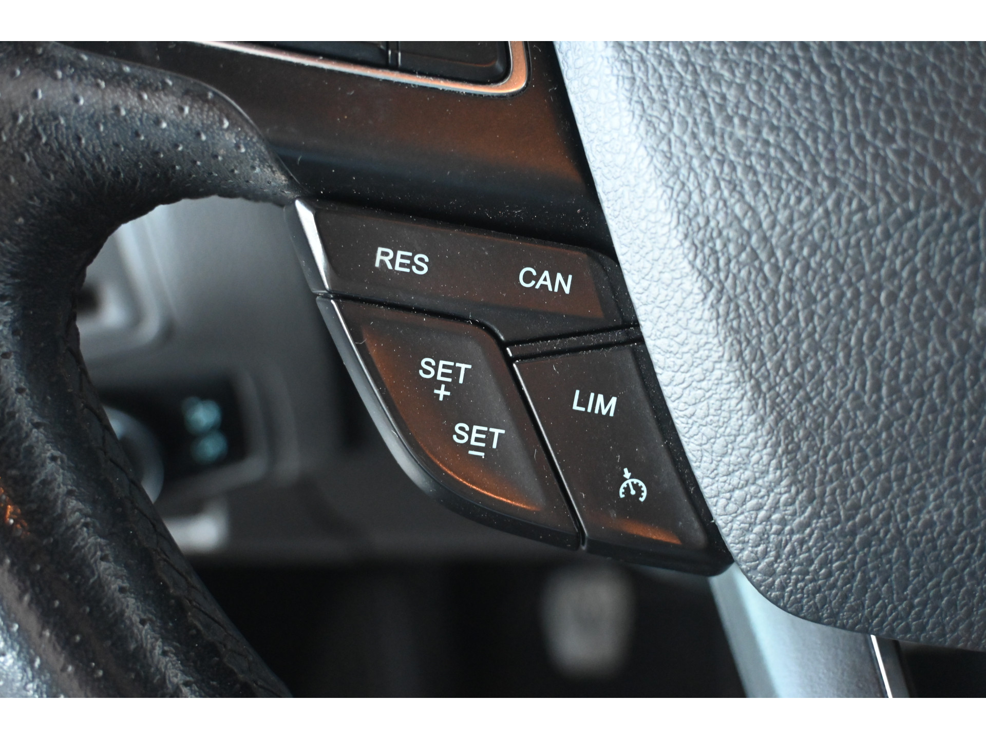 Ford Focus Wagon 1.5 ST-Line Clima Navigatie Cruise Control Trekhaak Rijklaarprijs Inruil Mogelijk!