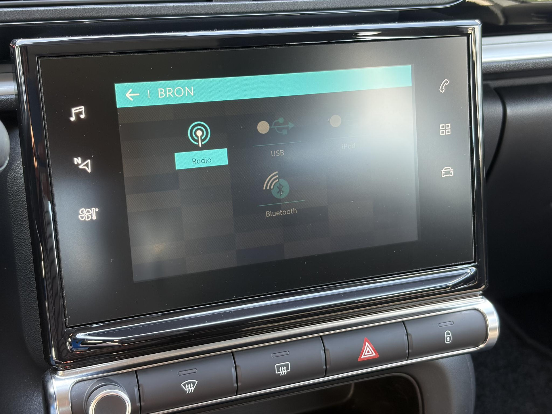 Citroen C3 1.2 PureTech S&S Feel Apple Carplay/Android,Trekhaak,Pdc,Navi,Clima,Cruise,Dealer Onderhouden,Rijstrooksensor,Apk tot 06-2027