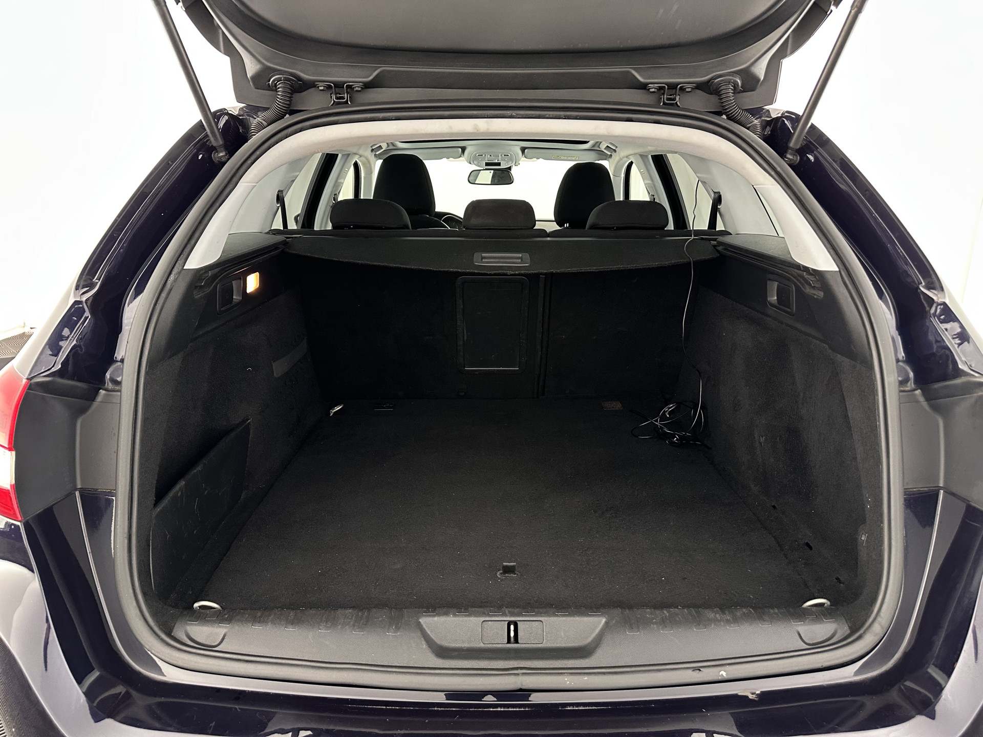 Peugeot 308 SW 1.6 BlueHDI Blue Lease Limited *PANO | NAVI-FULLMAP | CAMERA | COMFORTSEATS | ECC | PDC | CRUISE | TOWBAR*