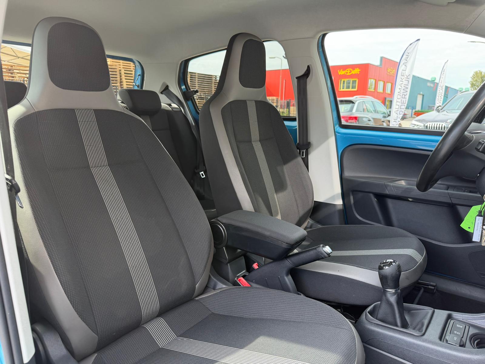 Volkswagen Up! 1.0 BMT high up! | 2E EIGENAAR | 3/6/12MND GARANTIE | CRUISE | AIRCO | PDC | LMV |