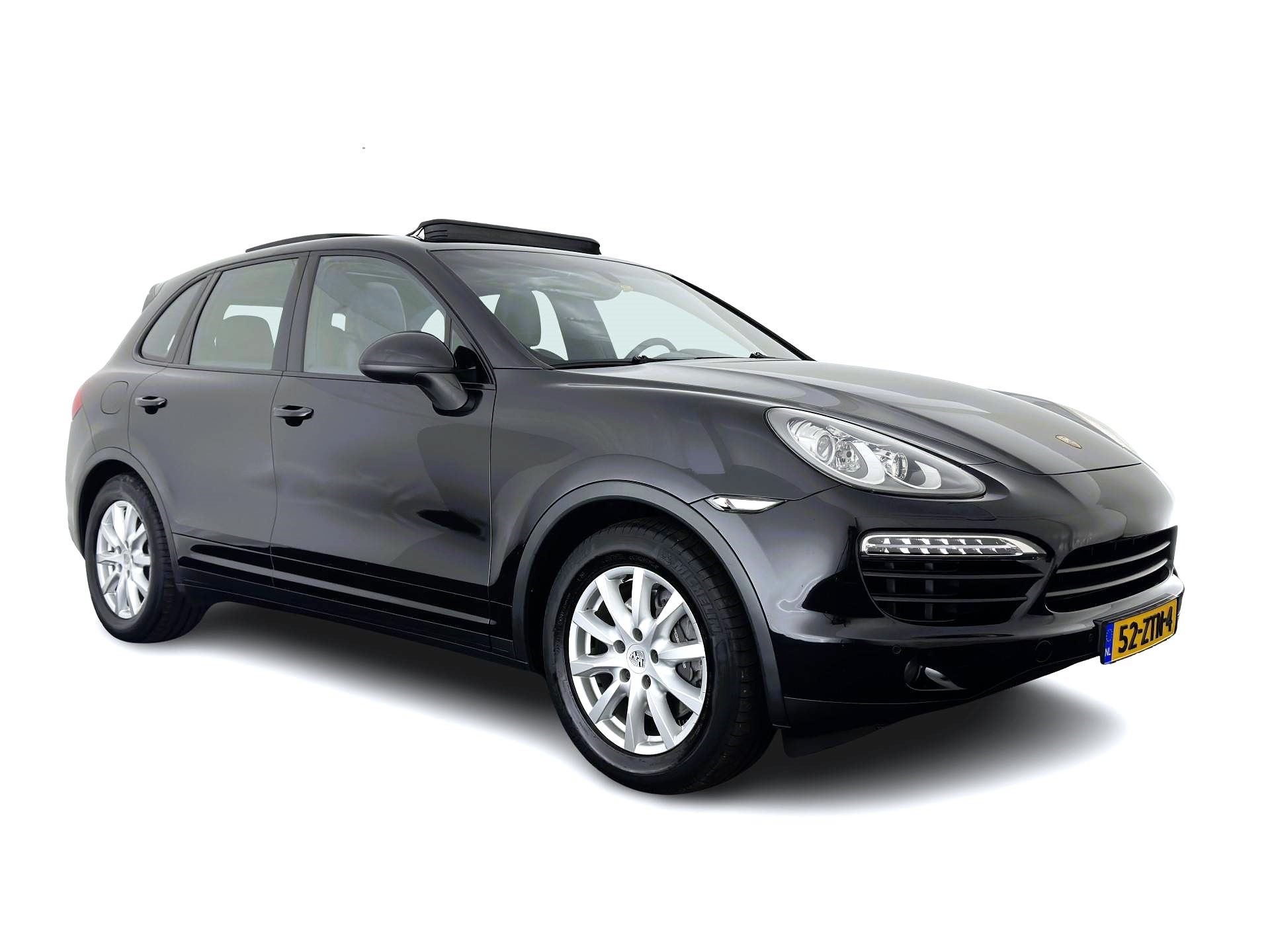 Porsche Cayenne 3.0 D Aut. *PANO | LEATHER | XENON-PLUS | SPORT-CHRONO | HEATED-COMFORTSEATS | BOSE-SOUND | MEMORY-PACK |  AIR-SUSPENSION | NAVI-FULLMAP | TOWBAR | LANE-ASSIST | SHIFT-PADDLES | 18''ALU*