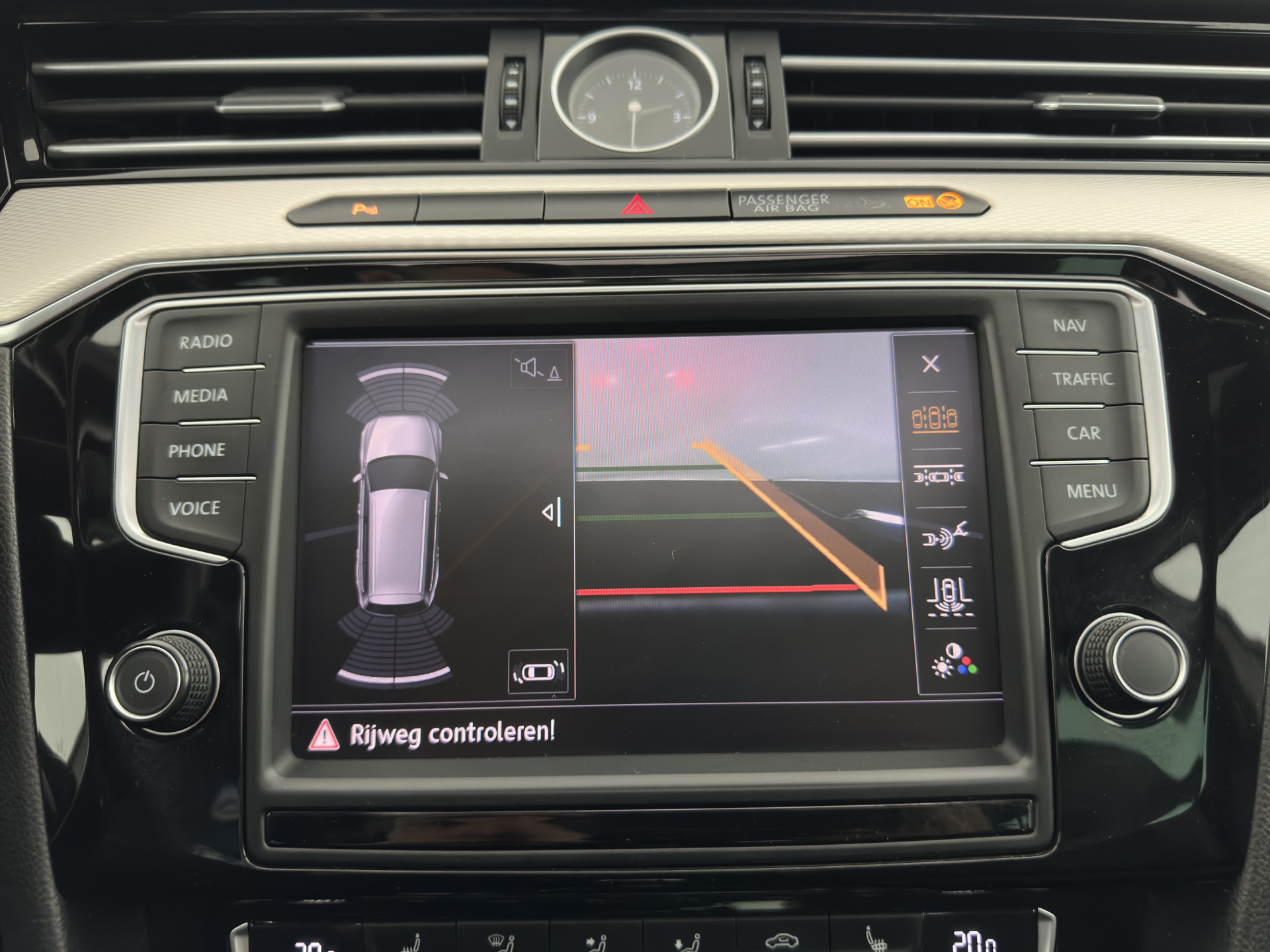 Volkswagen Passat Variant 1.4 TSI GTE Highline Plug-in Aut. *PANO | LEATHER-ALCANTARA | FULL-LED | CAMERA | NAVI-FULLMAP | ADAPTIVE-CRUISE | HEATED-ERGONOMIC-SPORTSEATS | KEYLESS | PDC | ECC | PRIVACY-GLASS | TOWBAR | AMBIENT-LIGHT | KEYLESS | ..