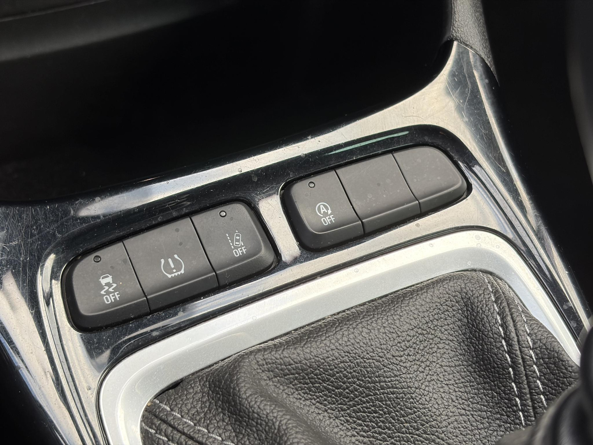 Opel Crossland X 1.2 Turbo 120 Jaar Edition ✓110pk✓D-riem vv in 2025✓2e Eigenaar✓Carplay✓Lm velgen✓N.A.P✓6 Bak✓Airco✓Cruise✓Pdc✓Rijstrooksensor✓Nieuwe Apk bij Aflevering