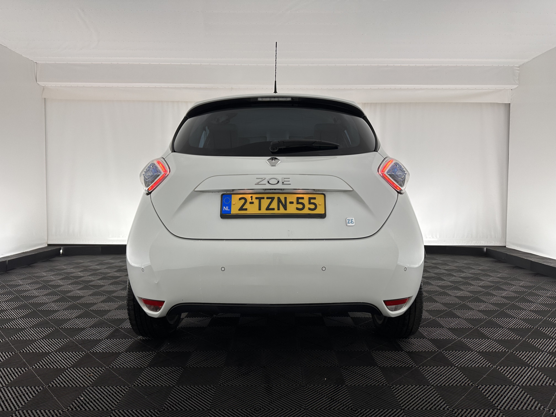 Renault ZOE Q210 Zen Quickcharge R-Link-Pack 22 kWh (ex Accu) [ 3-Fase ] Aut. *NAVI-FULLMAP | DIGI-COCKPIT | LED-LIGHTS | KEYLESS | COMFORT-SEATS | ECC | PDC | CRUISE | 17''ALU*