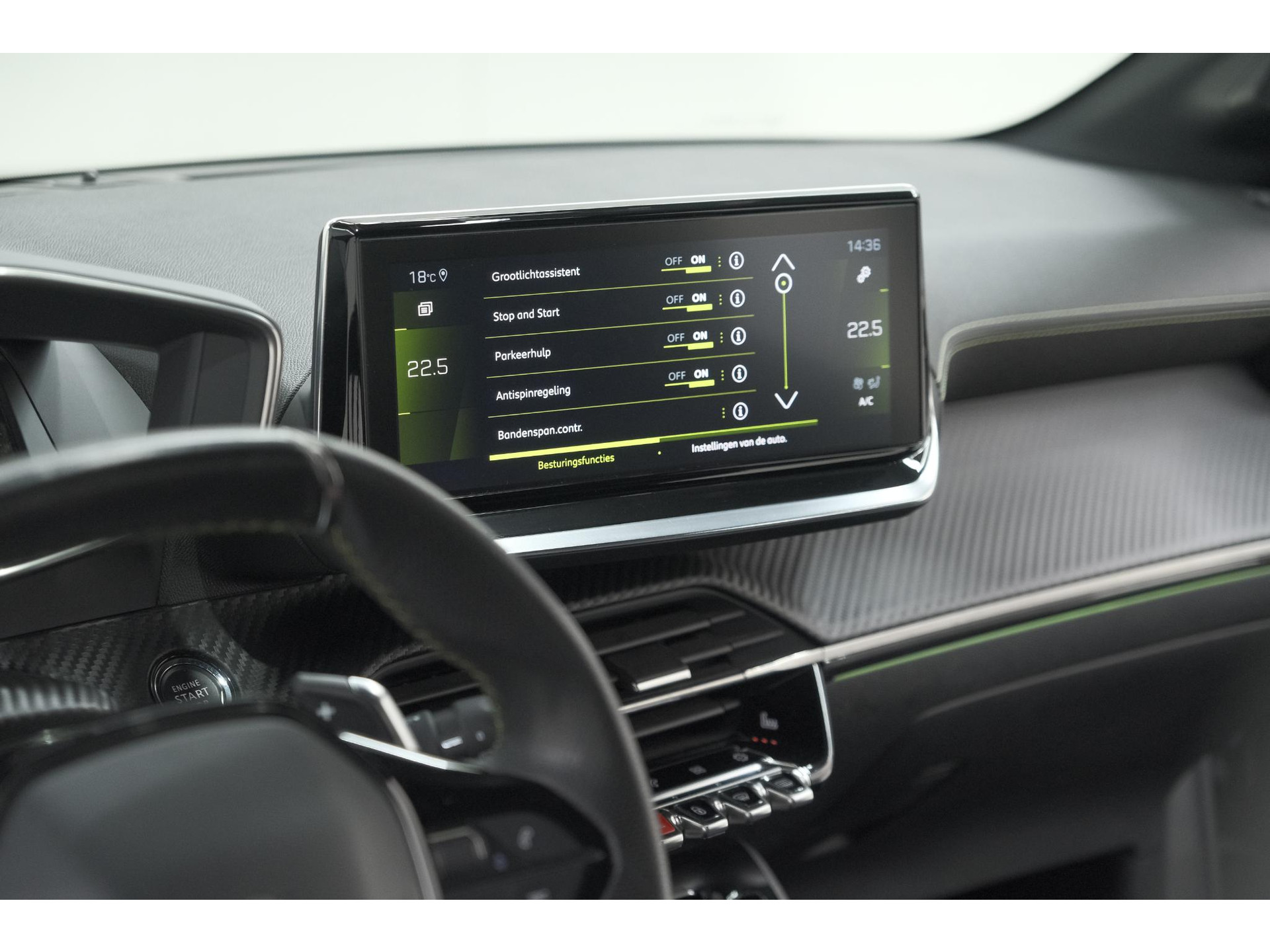 Peugeot 208 PureTech 130 EAT8 GT-Line | Camera | Adaptieve Cruise Control | Stoelverwarming | Navigatie