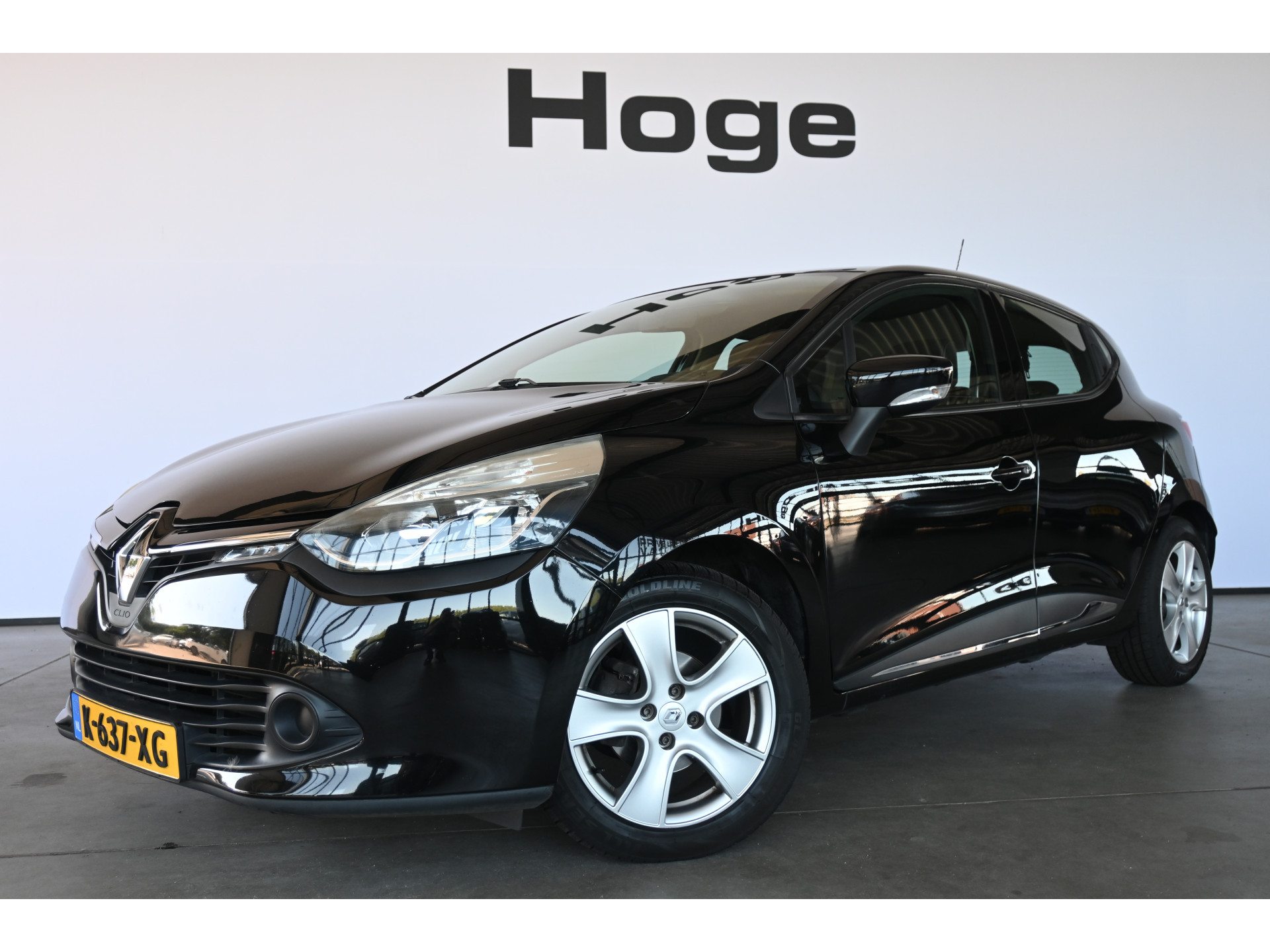 Renault Clio 1.2 Dynamique Automaat Airco Navigatie Cruise Control Goed Onderhouden! Inruil Mogelijk!