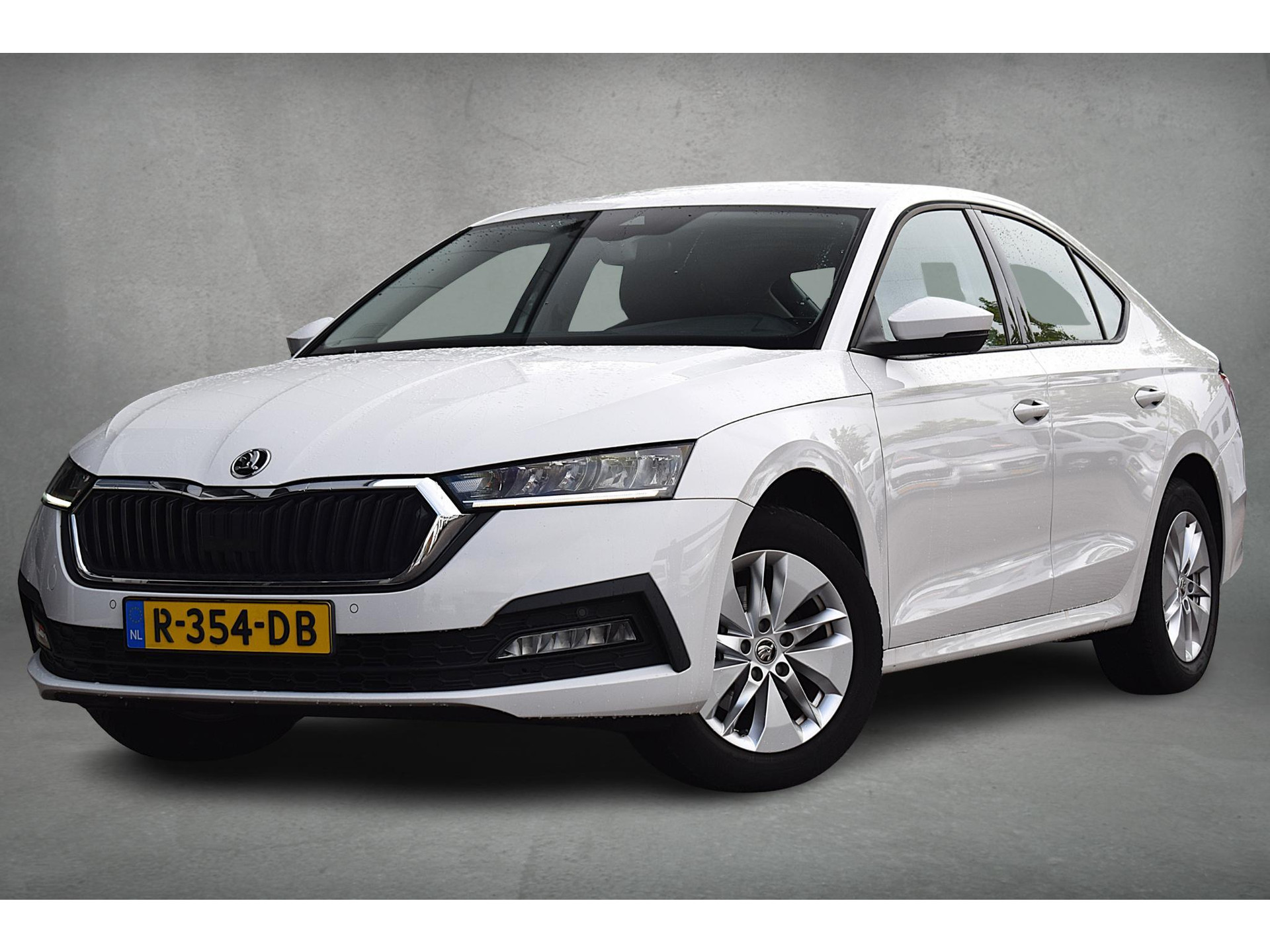 Skoda Octavia 1.0 TSI Business Edition | Apple CarPlay | Sportstoelen | Climate | Cruise