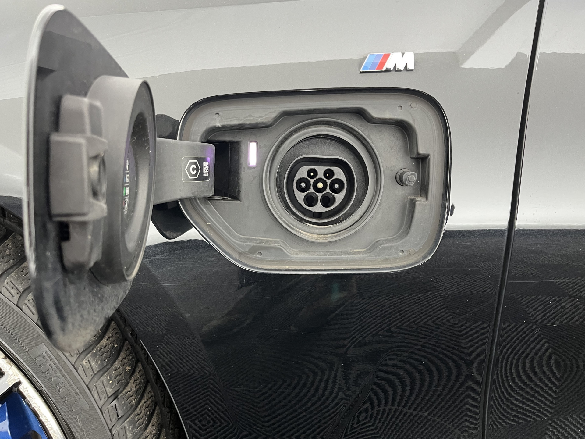 BMW 3-serie Touring 330e eDrive  M-Sportpack Edition (Plug-In) (INCL-BTW) *PANO | LEATHER | HEAD-UP | ADAPTIVE-CRUISE | FULL-LED | KEYLESS | DIGI-COCKPIT | HEATED-SPORTSEATS | CAMERA | HIFI-SOUND | PRIVACYGLASS | DAB+ | SHIFTPADDLES | NAVI-FULLMAP | 19"A