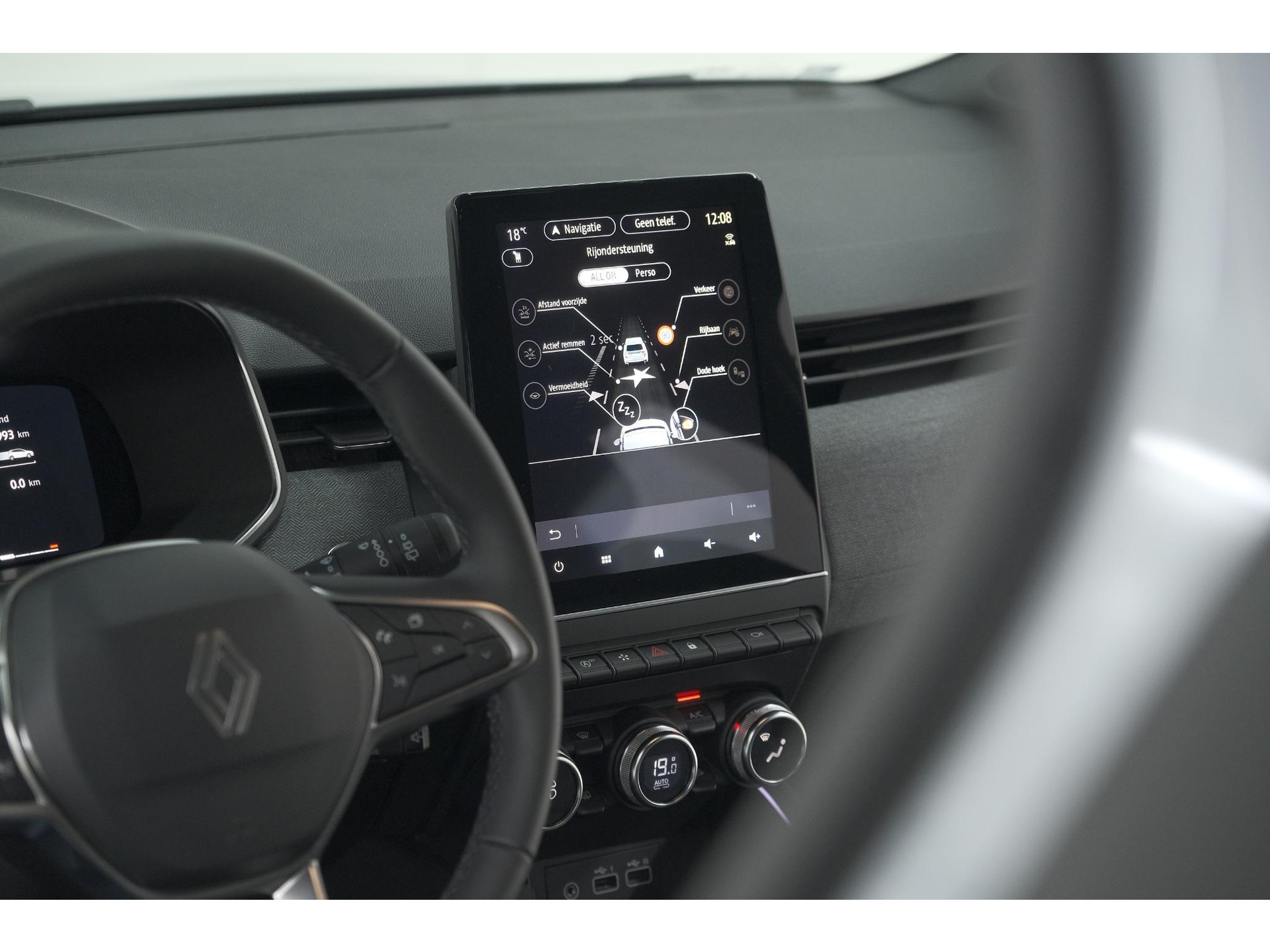 Renault Clio TCe 90 GPF techno | 360 Camera | Adaptieve Cruise Control | Navigatie | 9.3 Inch Groot Scherm