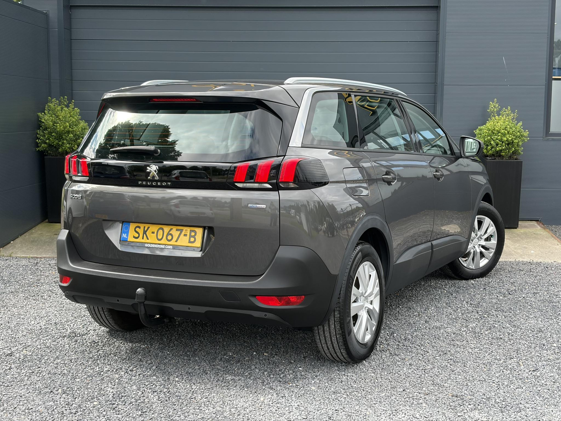 Peugeot 5008 1.2 PureTech Active 1e Eigenaar,D-riem 12-2023,Trekhaak,7 Persoons,6 Bak,Carplay,Clima,Cruise,131pk,Pdc,Dealer Onderhouden,N.A.P,Apk tot 05-2027