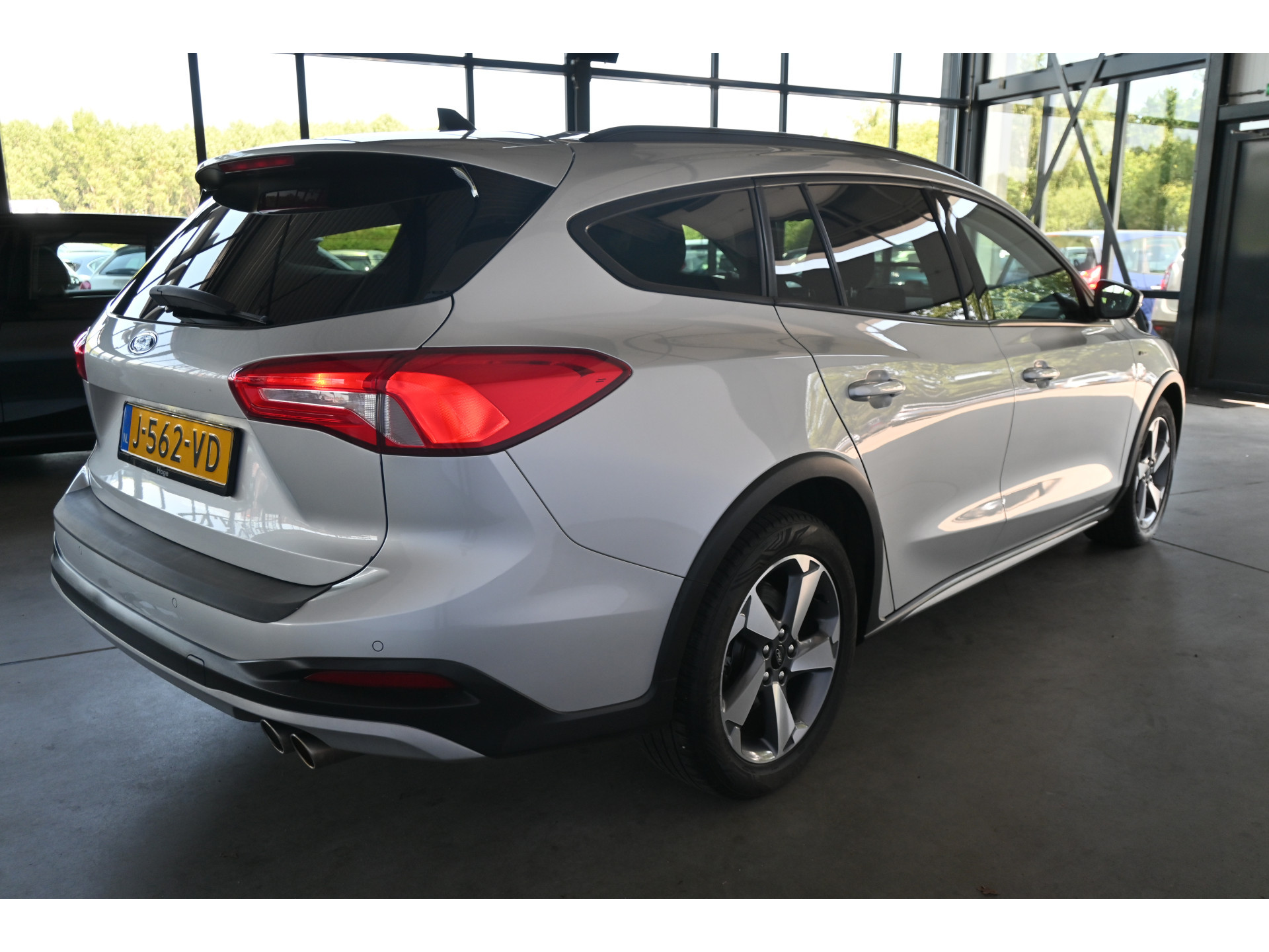Ford Focus Wagon 1.0 Active Business Automaat Navigatie Carplay LED Rijklaarprijs Inruil Mogelijk!
