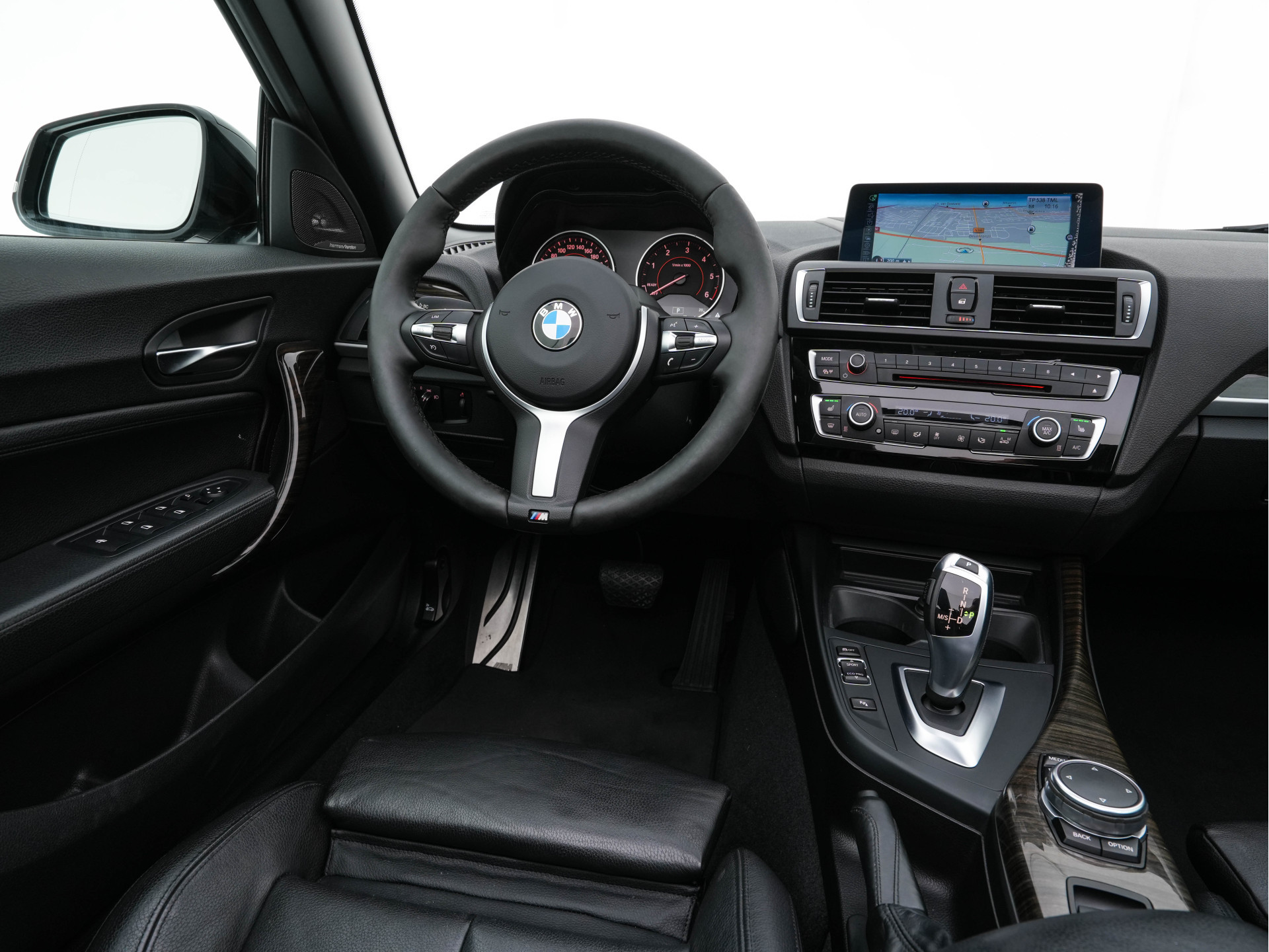 BMW 2-serie Cabrio 220d Sport M-Sportpack Aut. *LEATHER | BI-XENON | HARMAN/KARDON-AUDIO | MEMORY-PACK | HEATED-SPORTSEATS | NAVI-FULLMAP | DAB+ | ECC | PDC | AIRSCARF | LANE-ASSIST | 19''ALU*