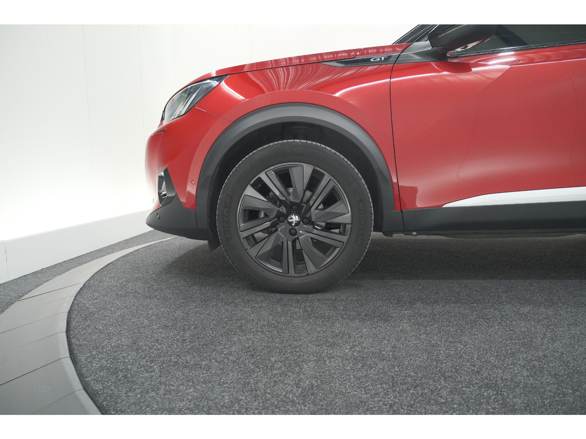 Peugeot 2008 PureTech 130 GT Pack | Panoramadak | Camera | Adaptieve Cruise Control | Stoelverwarming