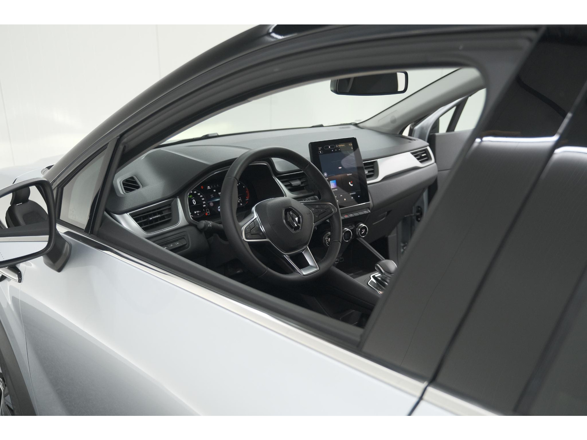 Renault Captur Mild Hybrid 140 EDC Techno | Camera | 9.3 Inch Scherm | Apple Carplay | Parkeersensoren | Allseason Banden | Stoelverwarming