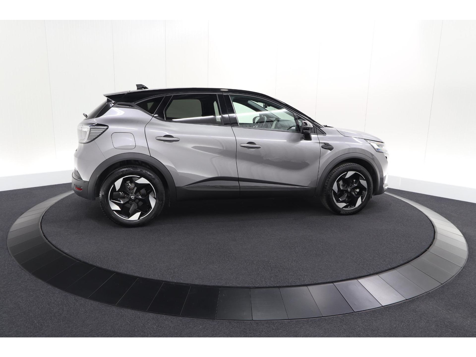 Renault Captur 1.6 E-Tech full hybrid 145 Techno | Camera | Navigatie | Apple Carplay | Parkeersensoren