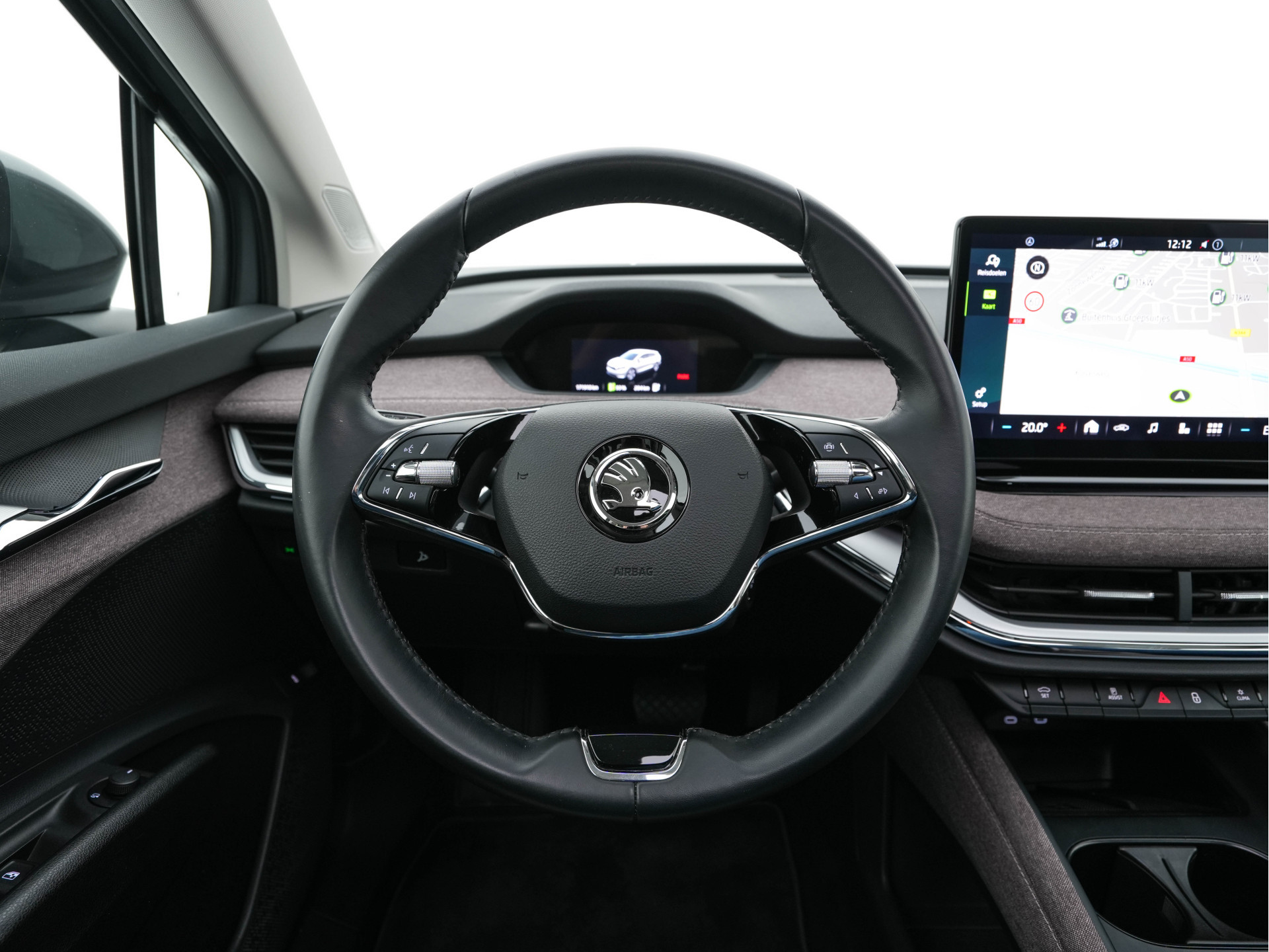 ŠKODA Enyaq iV 60 [ 3-Fase ] {SOH-87%} (INCL-BTW) *PANO | FULL-LED | DIGI-COCKPIT | CAMERA | KEYLESS | NAVI-FULLMAP | PRIVACY-GLASS | AMBIENT-LIGHT | ECC | COMFORT-SEATS | DAB + | PDC | CRUISE | CARPLAY | TOWBAR | 19 "ALU*