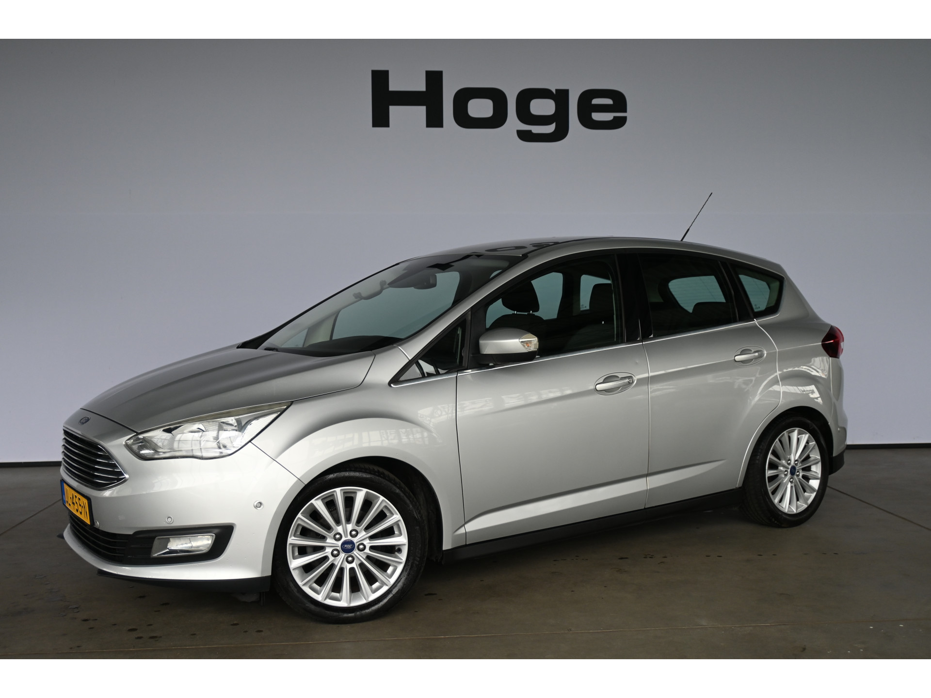 Ford C-Max 1.0 Titanium Clima Cruise control Navigatie Rijklaarprijs Inruil Mogelijk!