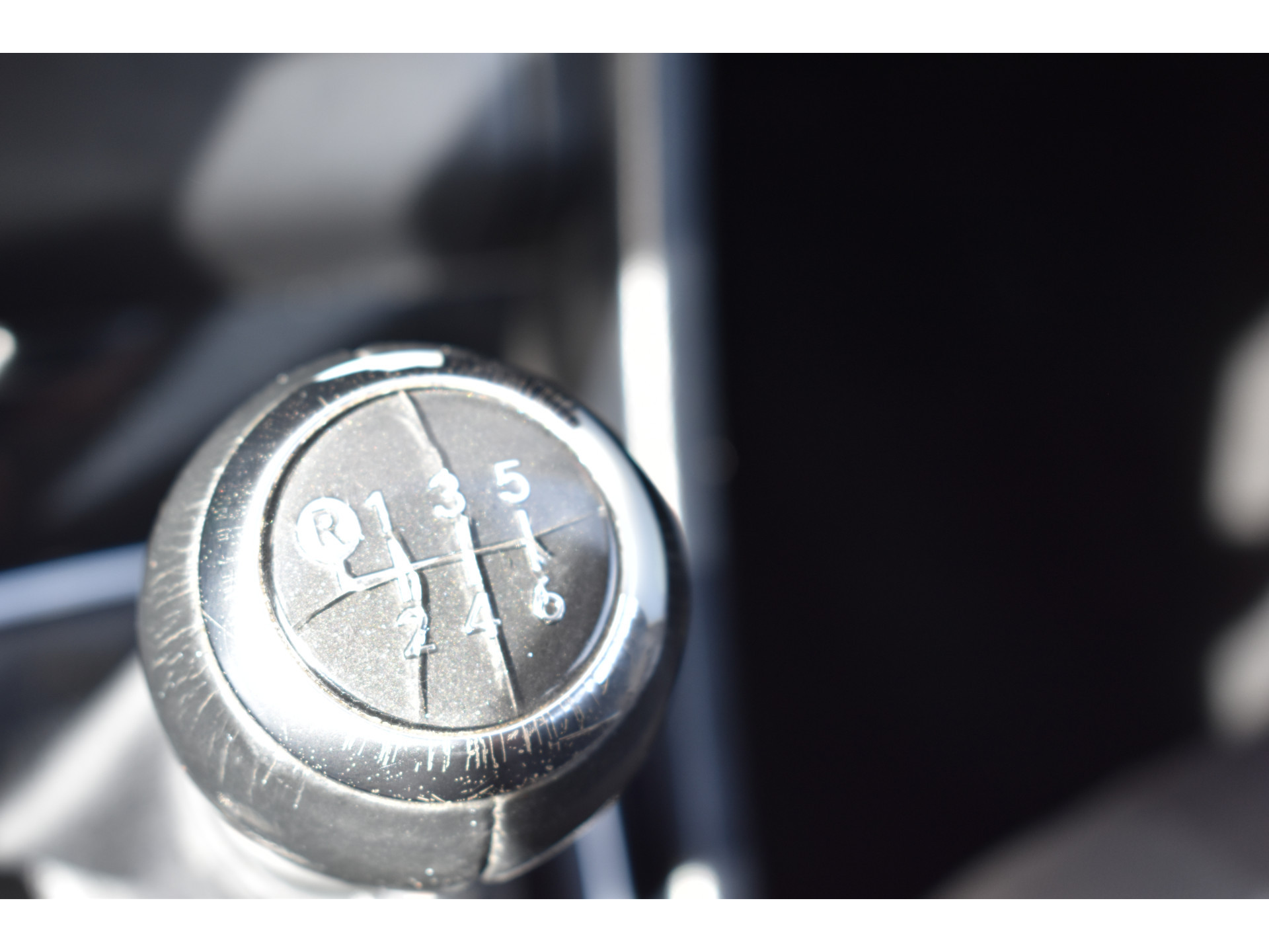 Toyota Auris Touring Sports 1.2T Aspiration Limited Navi Trekhaak Parkeer camerafoto’s volgen