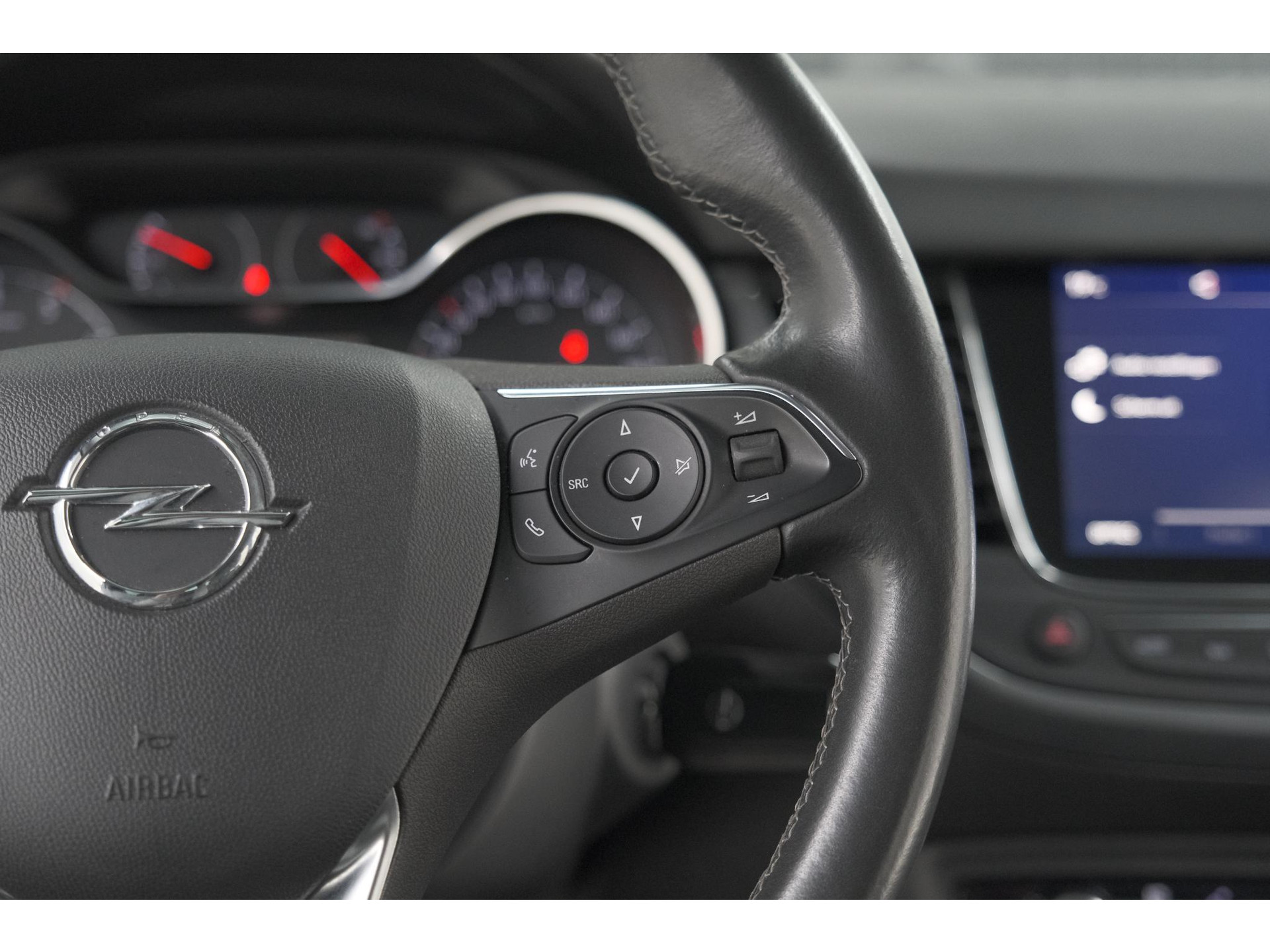Opel Crossland 110 Turbo Business Elegance | Camera | Dodehoekdetectie | Navigatie | Apple Carplay