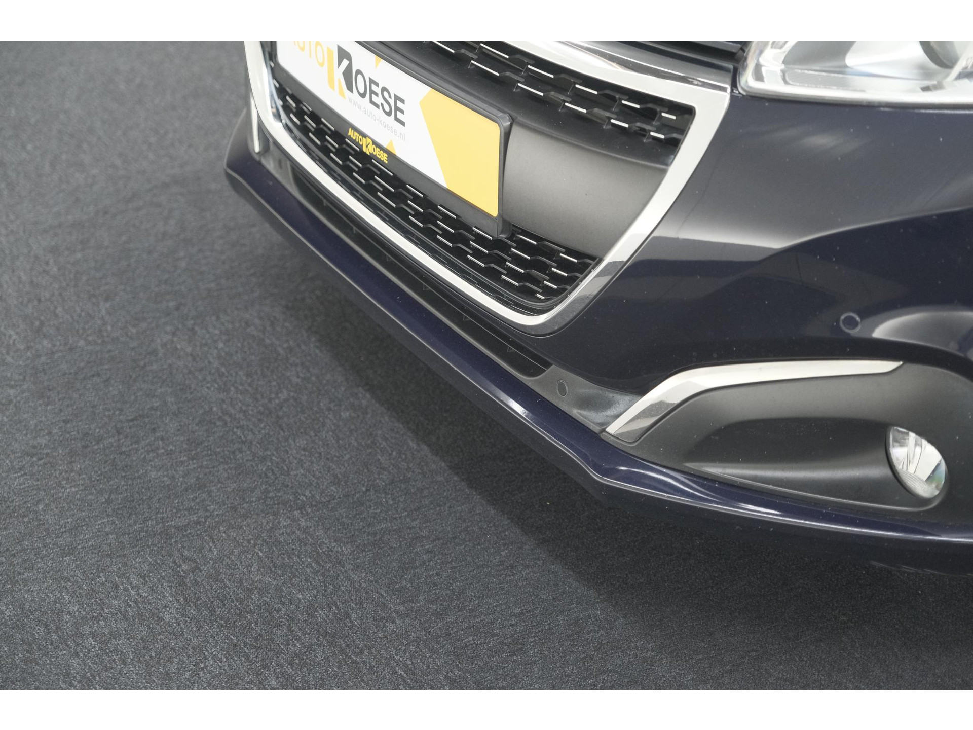 Peugeot 208 PureTech 110 Tech Edition | Camera | Apple Carplay | Parkeersensoren
