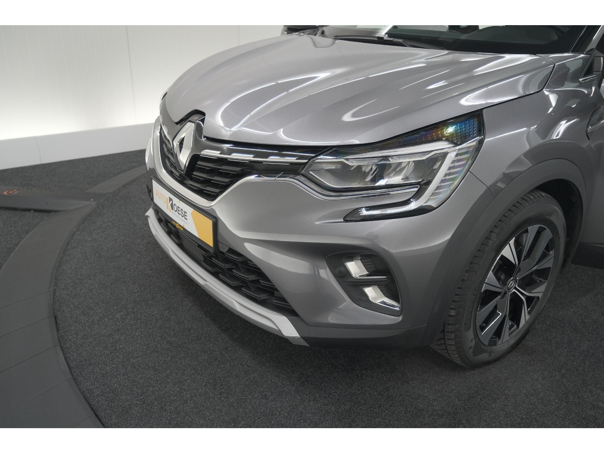 Renault Captur 1.6 E-Tech full hybrid 145 techno | Pack Full Screen | Camera | Navigatie | Allseason Banden