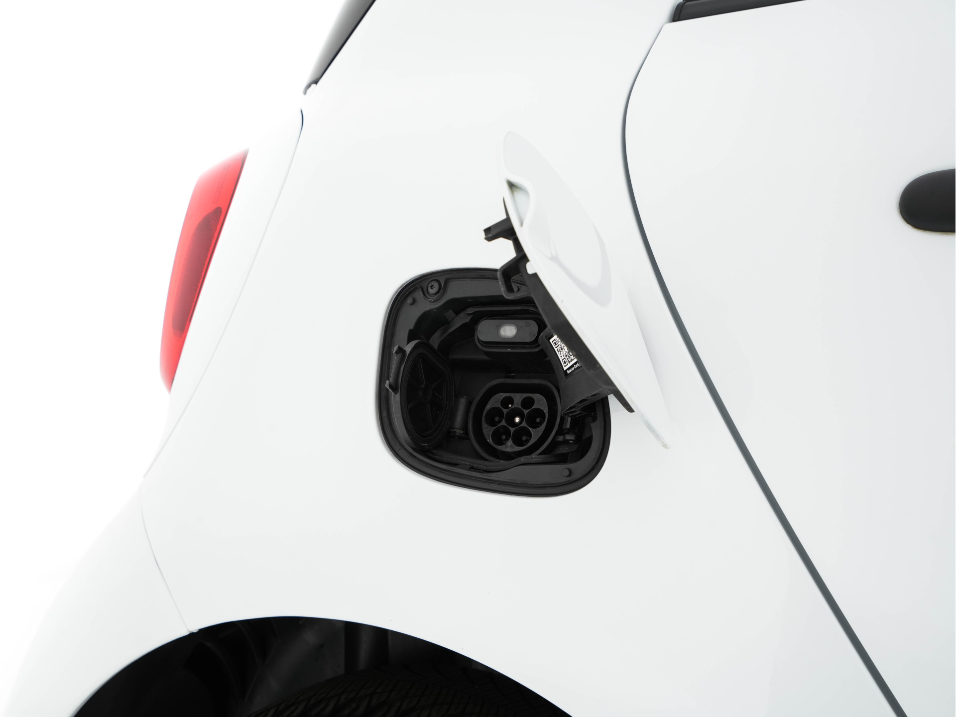 Smart forfour EQ Essential 18 kWh [ 3-Fase ] (INCL-BTW) Aut. *LEATHER | AIRCO | CRUISE | DAB+ | COMFORT-SEATS | 15''ALU*