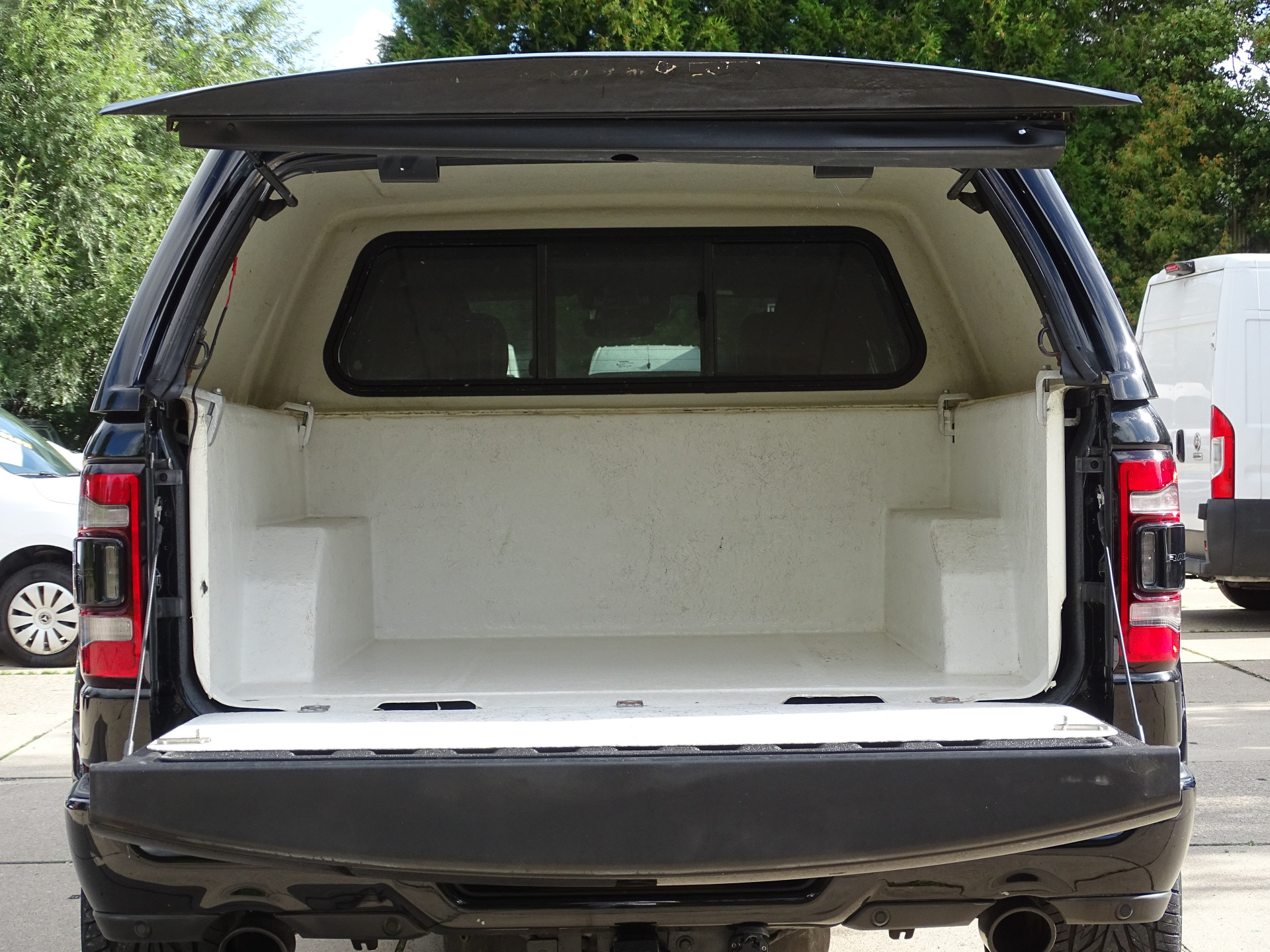 Dodge Ram 1500 5.7 V8 4x4 Crew Cab Limited