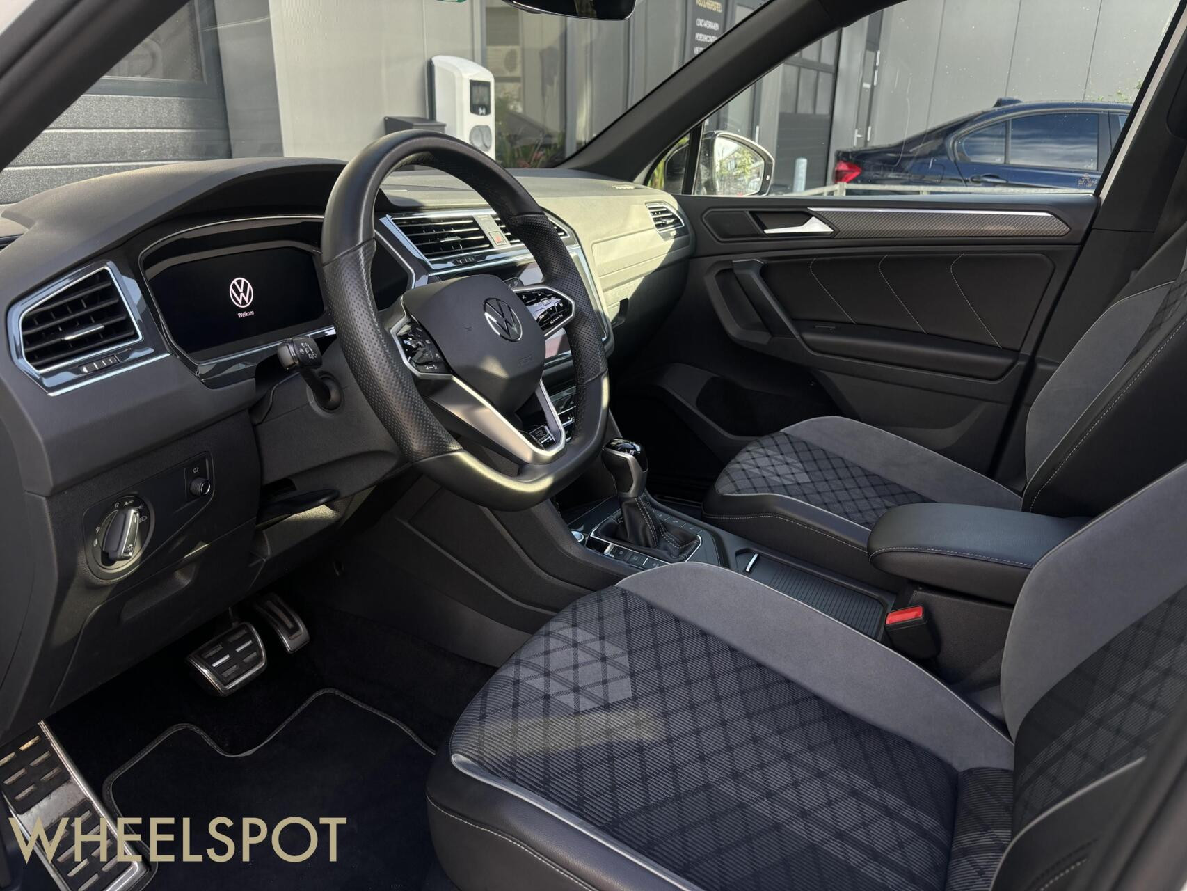 Volkswagen Tiguan 1.4 TSI eHybrid R-Line|Pano|HUD|Keyless