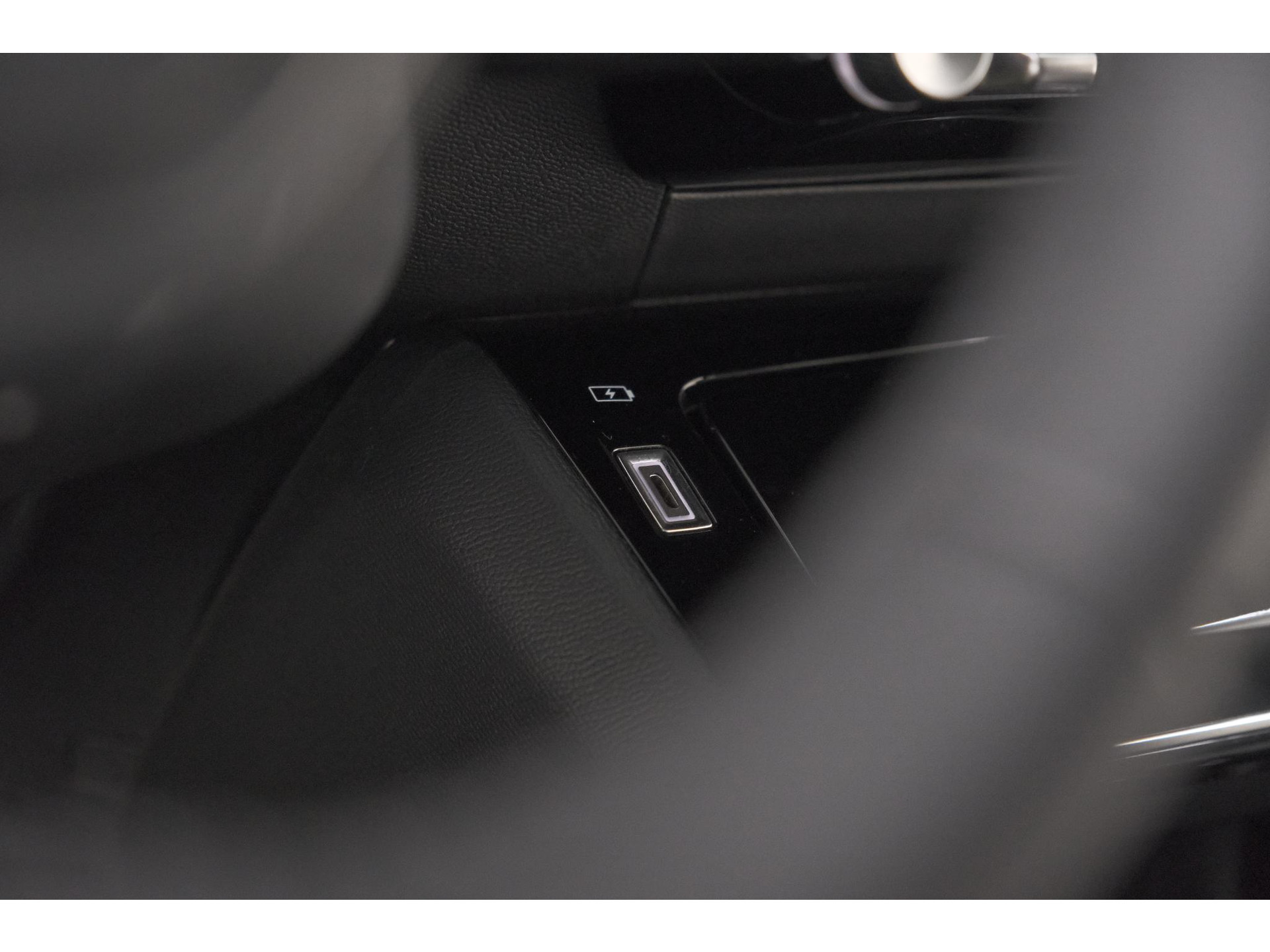 Peugeot 208 PureTech 100 Allure | 360 Camera | Vison Pack | Dodehoekdetectie | Apple Carplay