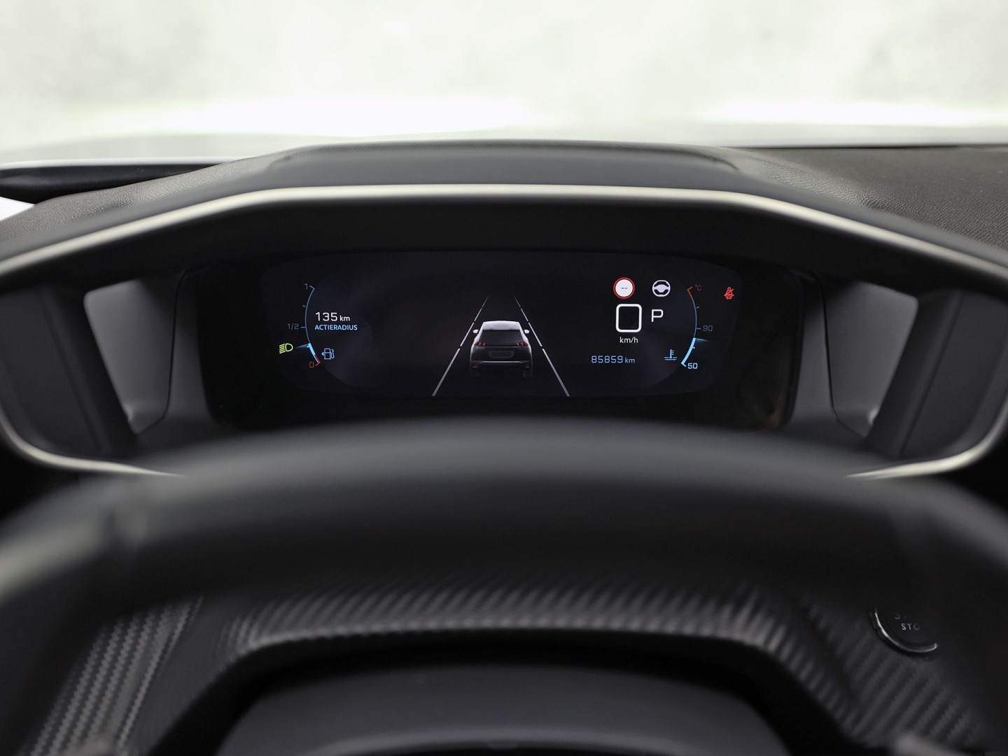 Peugeot 2008 1.2 PureTech Allure Sport Automaat VIRTUAL COCKPIT, APPLE CARPLAY, STOELVERWARMING, LEDER, SPORTSTOELEN, GETINT GLAS, ADAPTIVE CRUISE, NIEUWSTAAT)