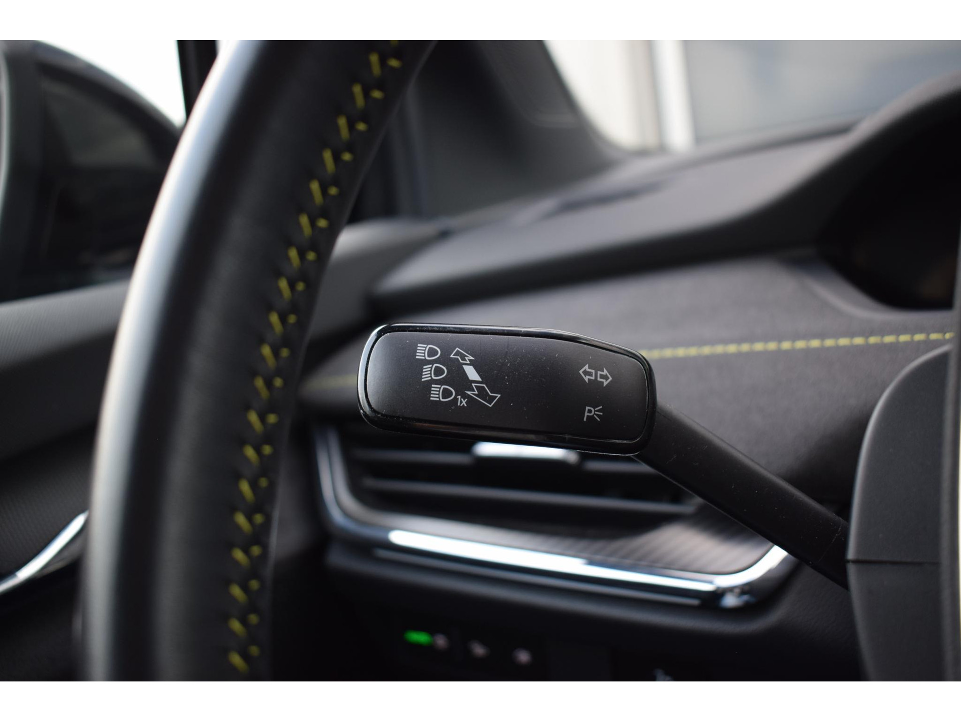 Skoda Enyaq Coupé iV 80 RS | SOH: 95,1% | Pano | Memory | Alcantara | Matrix | Stuurverwarming