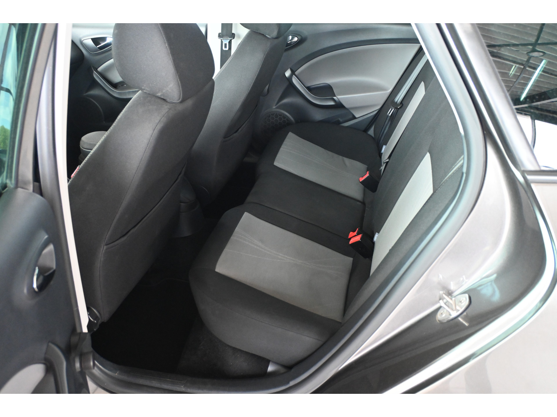 SEAT Ibiza ST 1.2 TSI Automaat Style Airco Navigatie Cruise Control Trekhaak Rijklaarprijs Inruil Mogelijk!