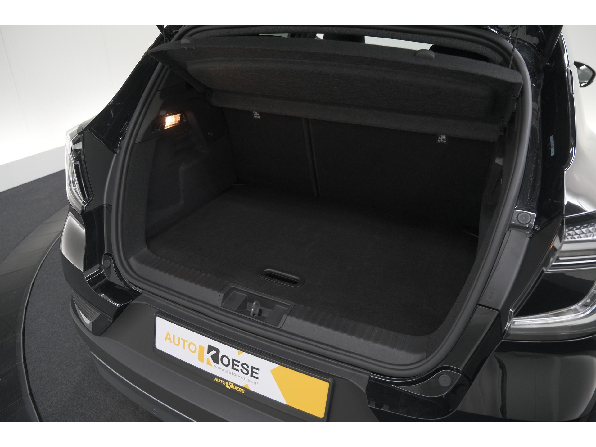 Renault Captur 1.8 E-Tech full hybrid 160 esprit Alpine | Rondom Camerazicht | Adaptieve Cruise Control | Navigatie