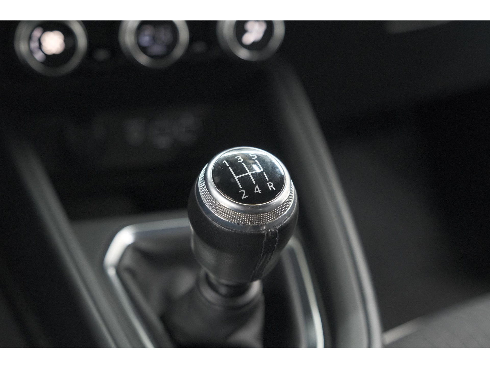 Renault Clio TCe 100 Intens | Navigatie | Apple Carplay | Parkeersensoren